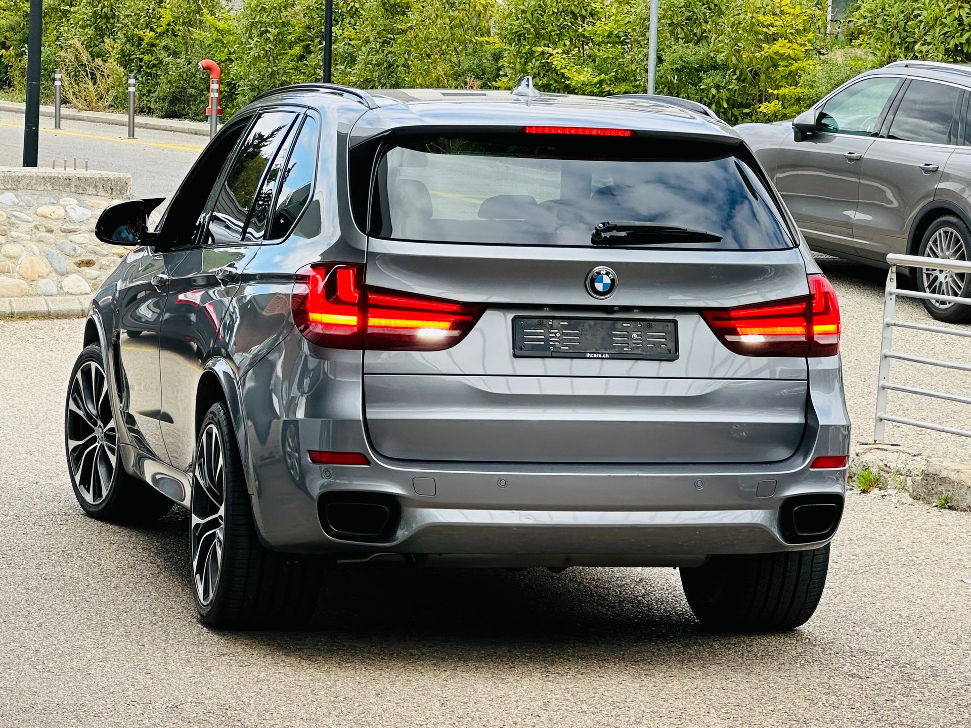 BMW X5 xDrive M50d Steptronic-image-6