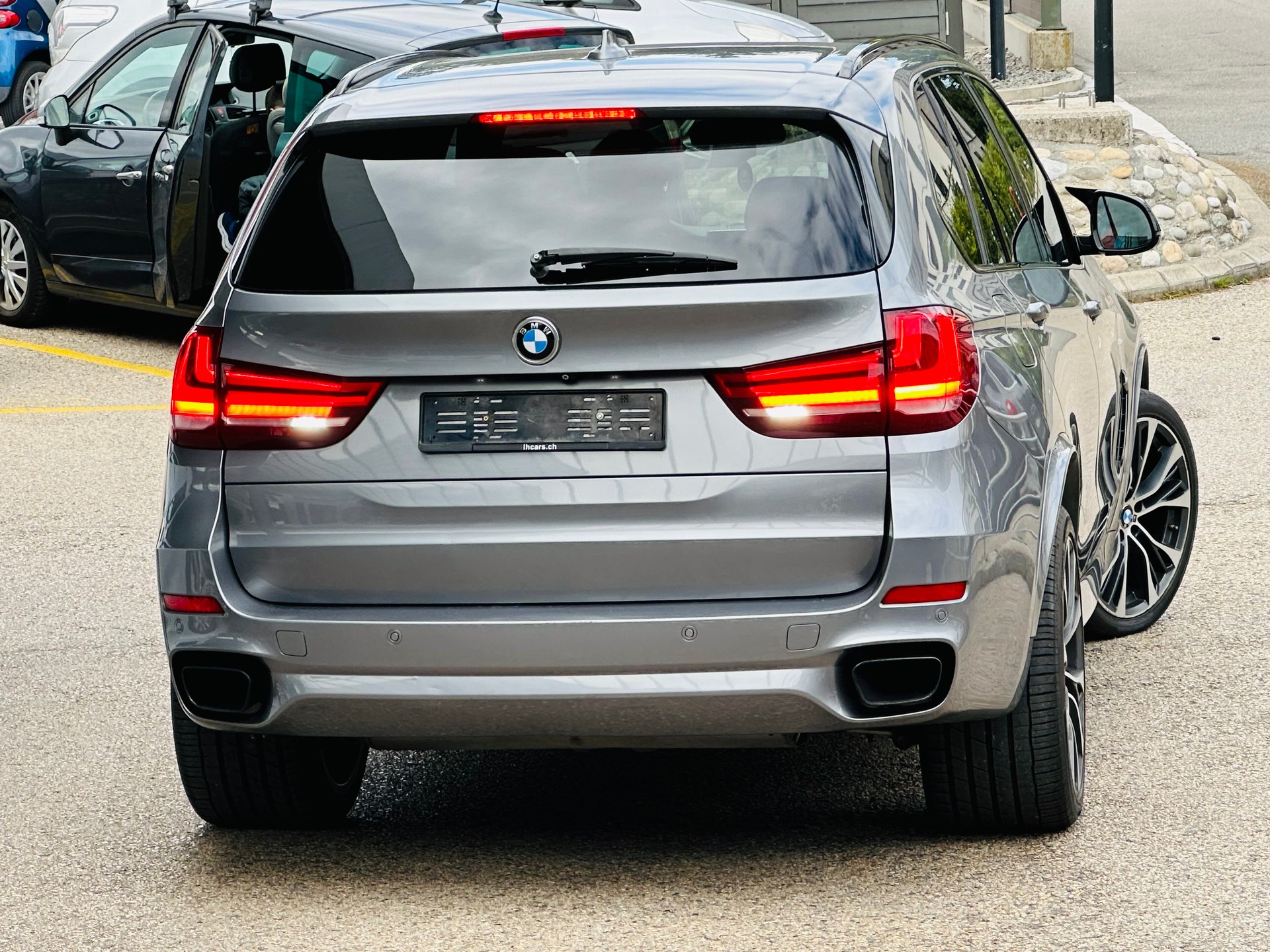 BMW X5 xDrive M50d Steptronic-image-10
