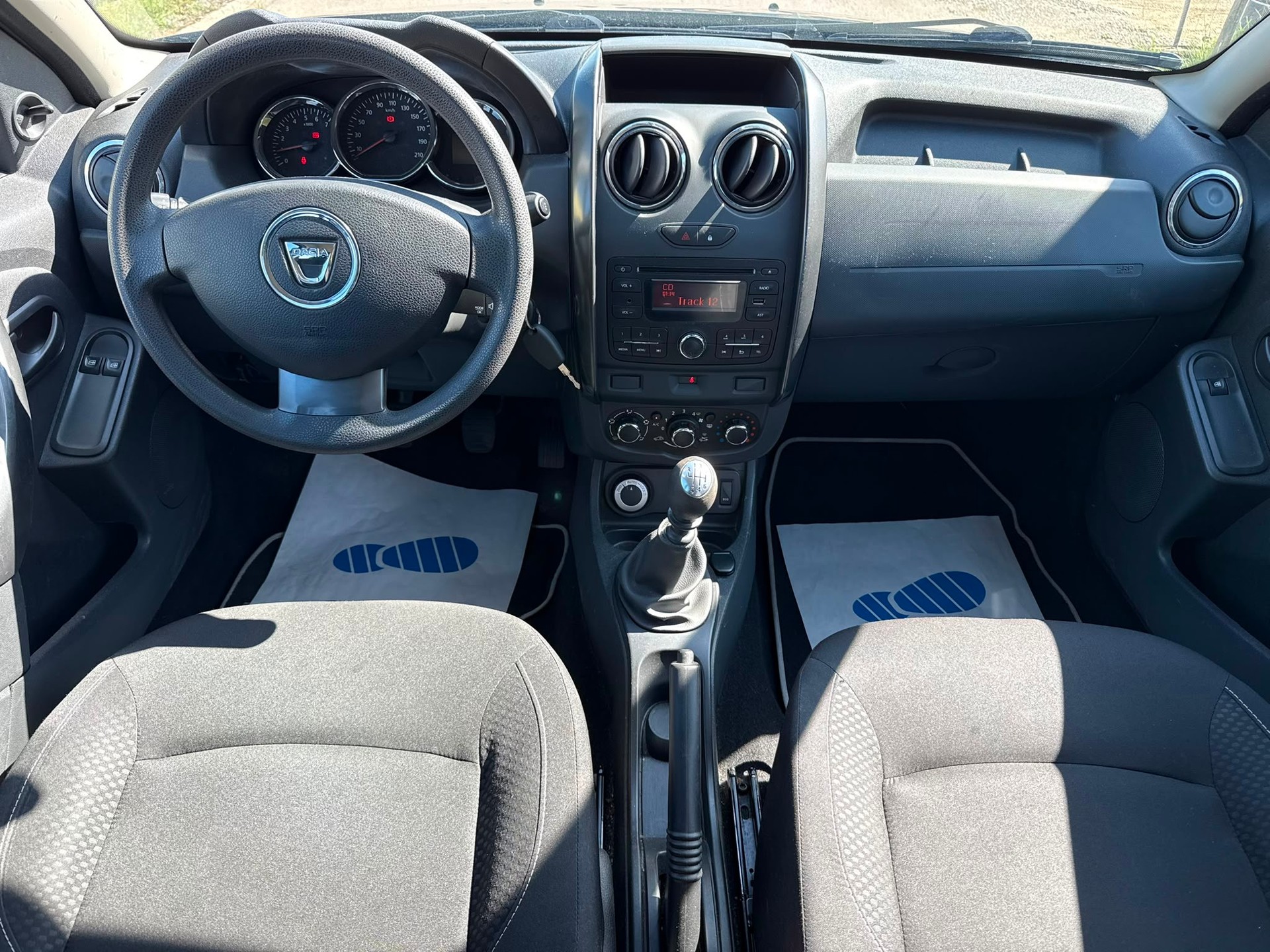 DACIA Duster 1.2 T Ambiance 4x4-image-12