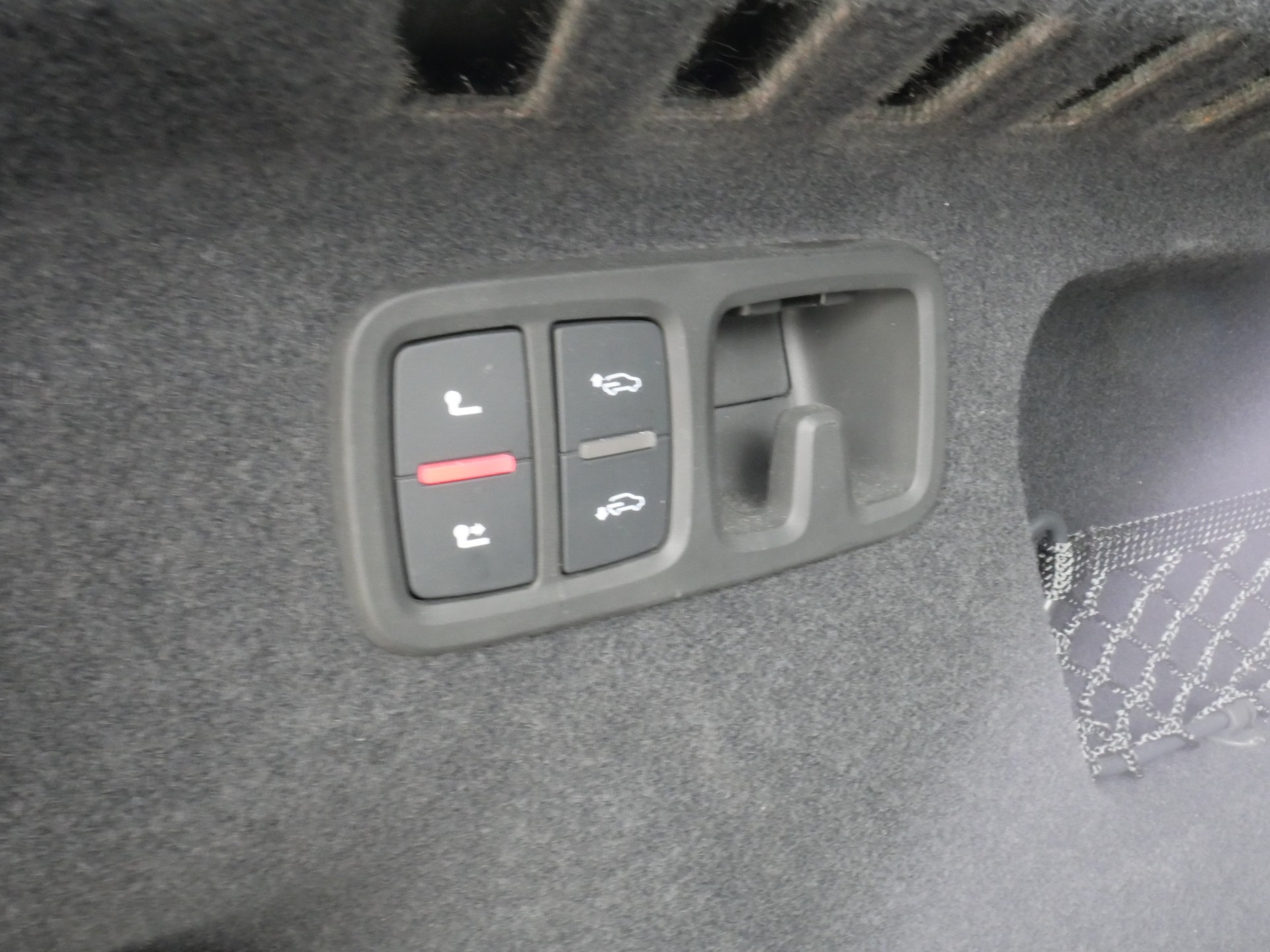 AUDI Q8 50 TDI quattro tiptronic *CH-Auto, Allradlenkung, 360°-Kamera, AHK*-image-7