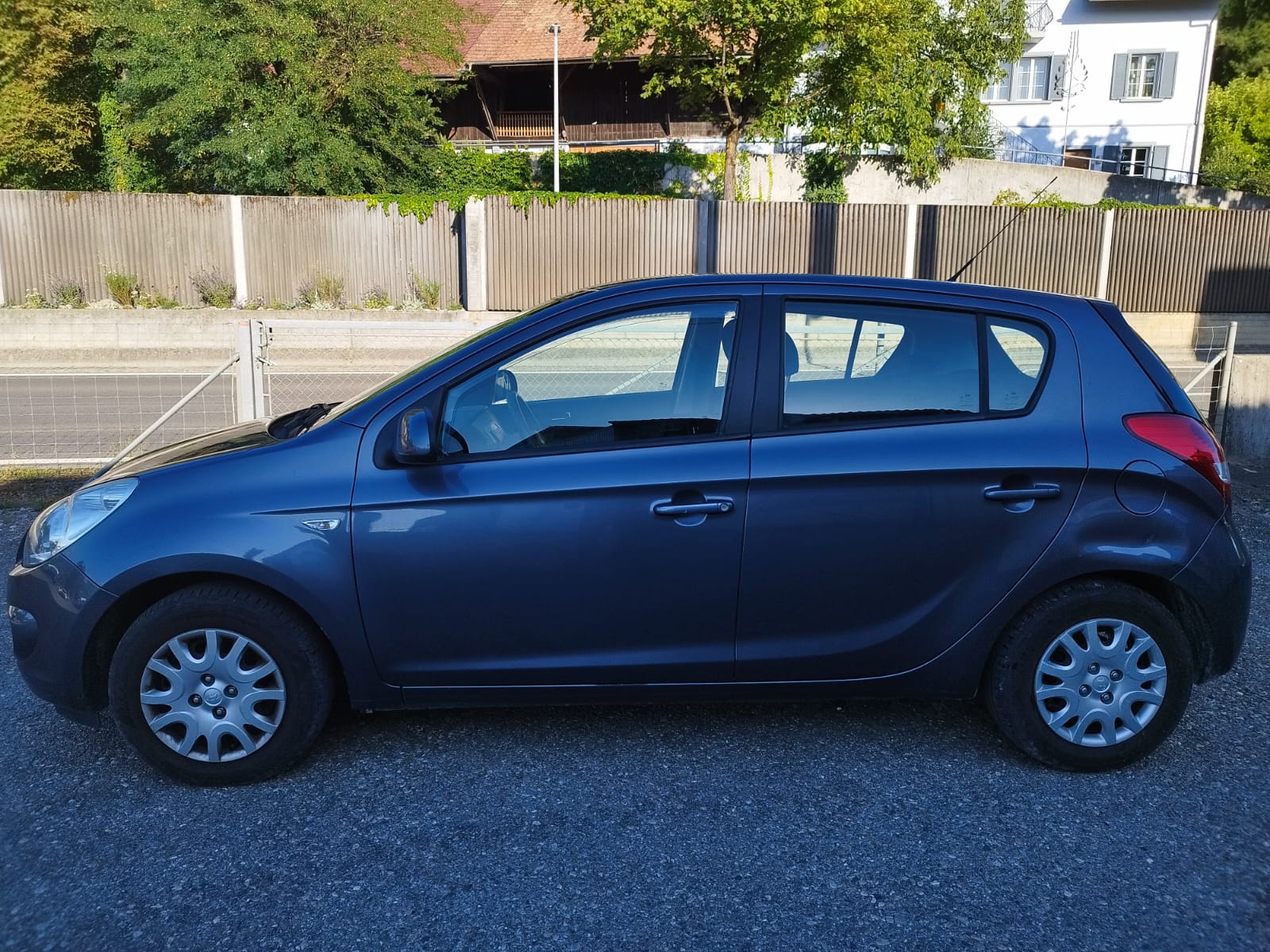HYUNDAI i20 1.2 Comfort-image-3