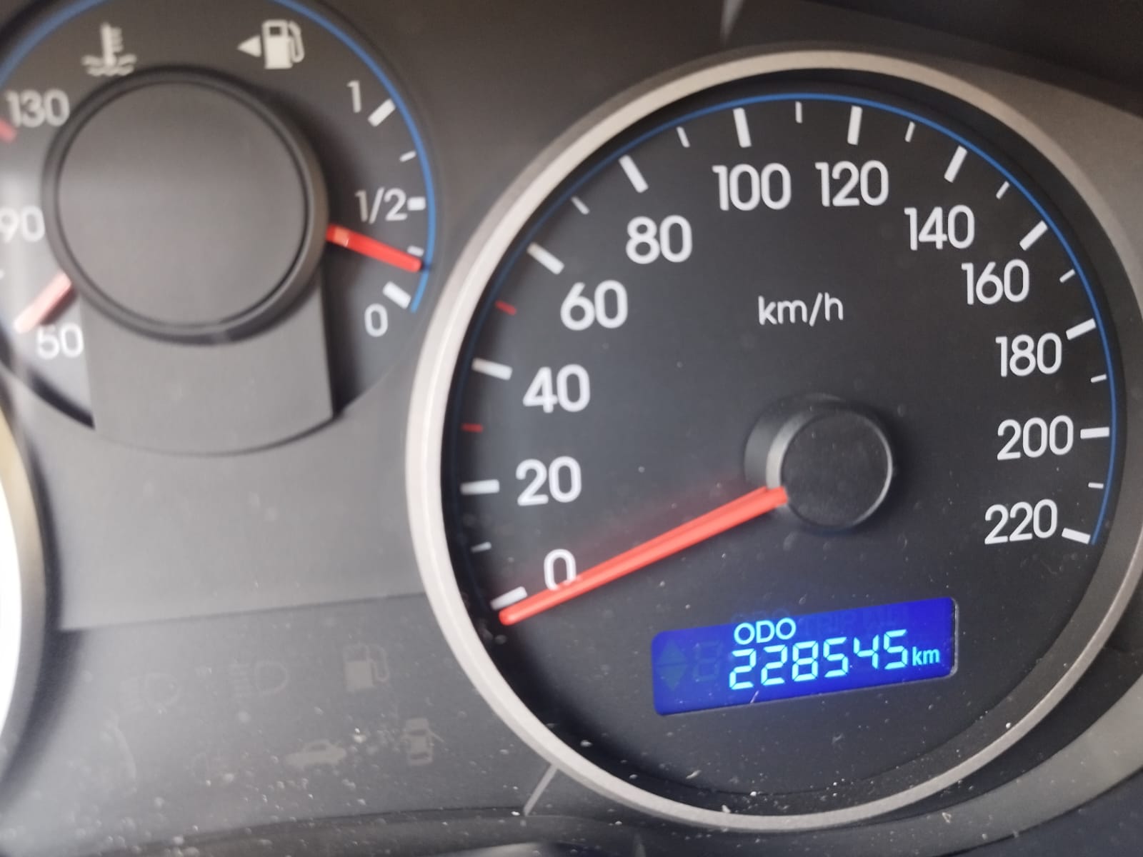 HYUNDAI i20 1.2 Comfort-image-12