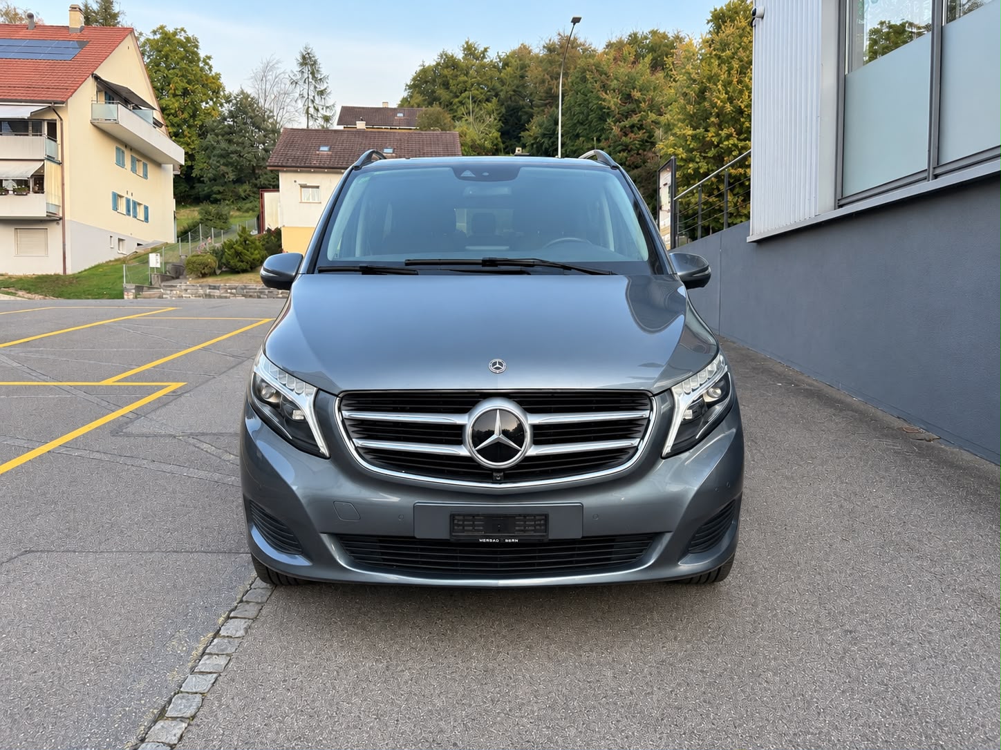 MERCEDES-BENZ V 250 d lang 4Matic 7G-Tronic-image-6