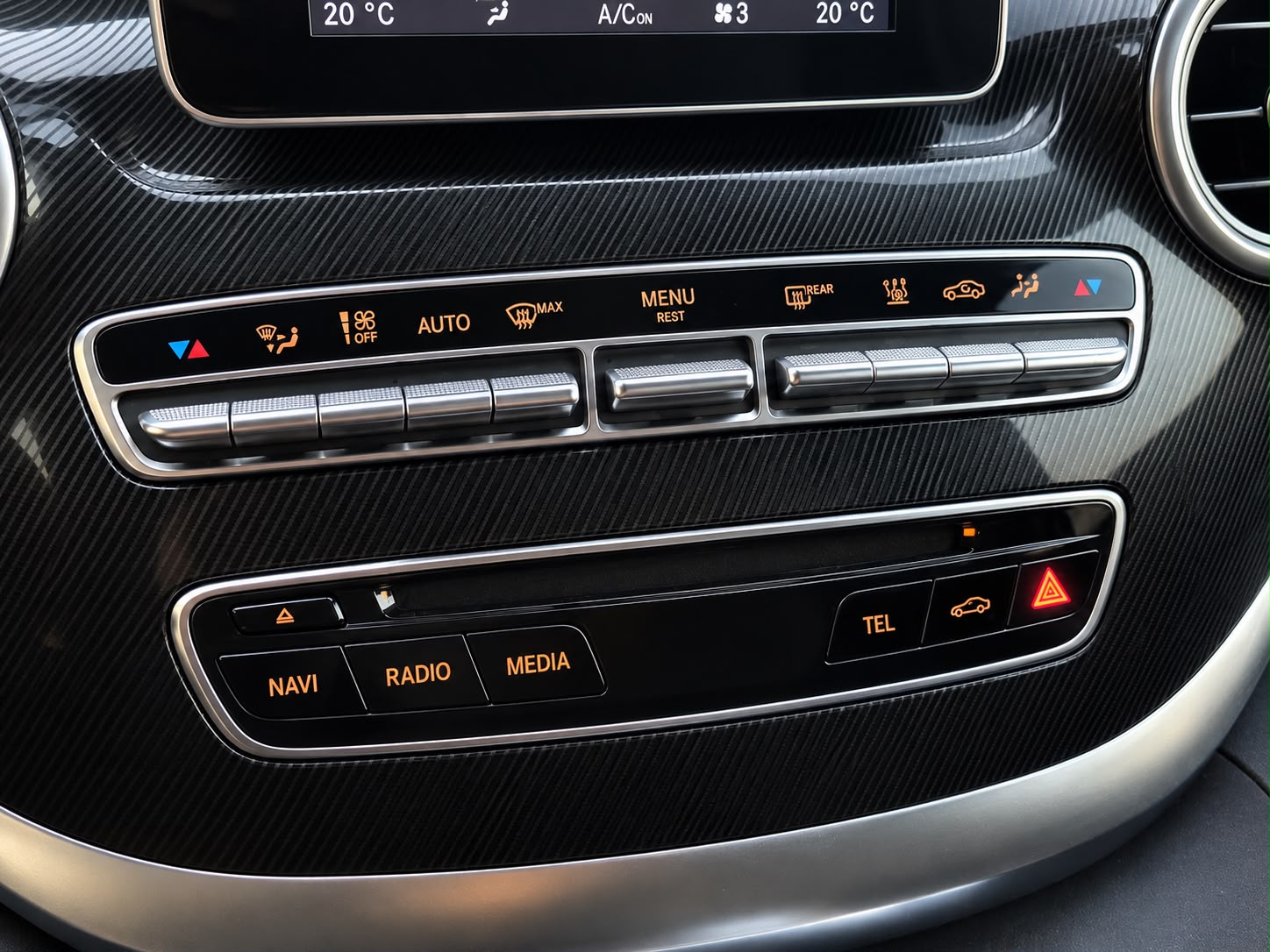 MERCEDES-BENZ V 250 d lang 4Matic 7G-Tronic-image-12