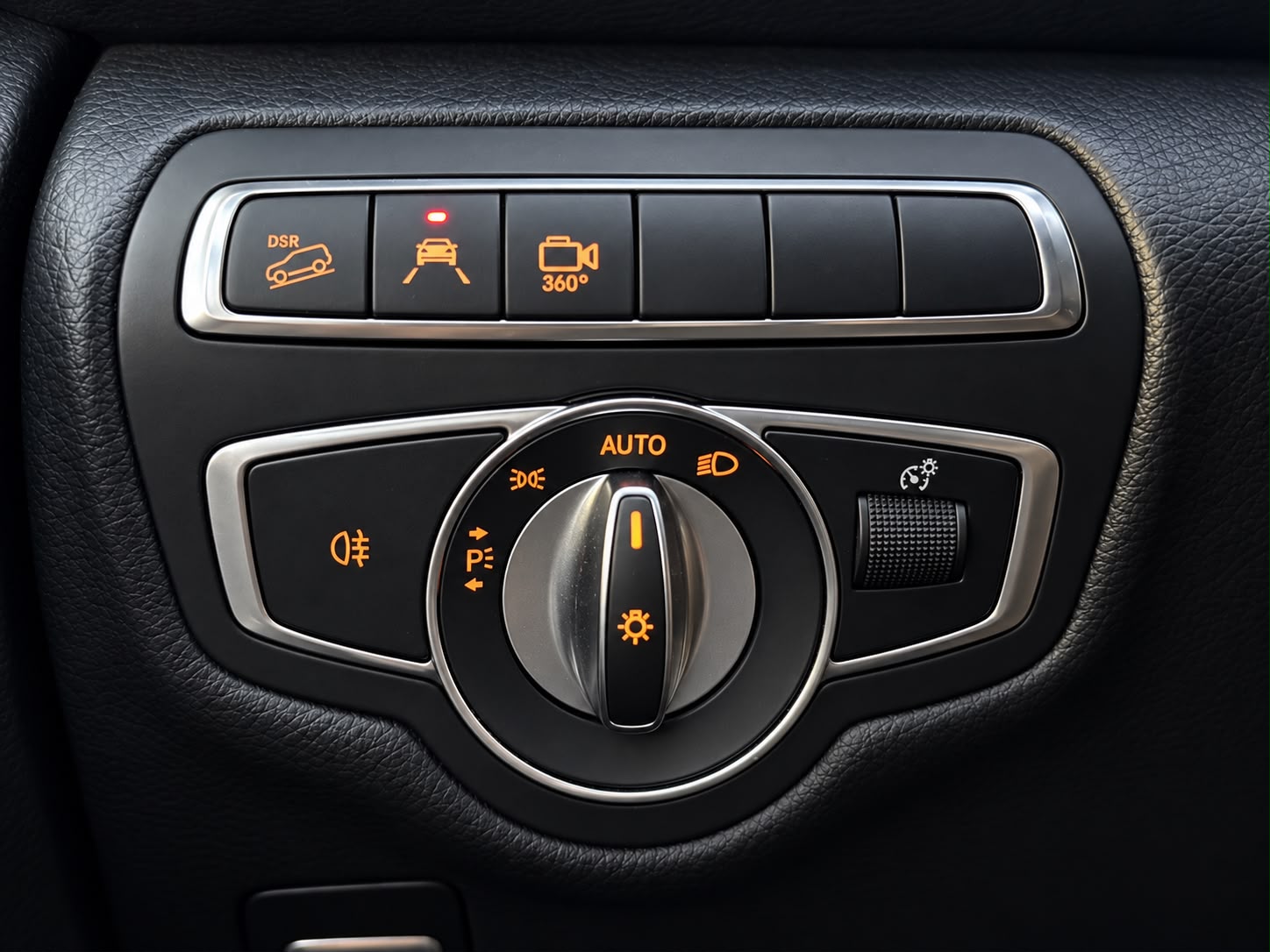 MERCEDES-BENZ V 250 d lang 4Matic 7G-Tronic-image-25