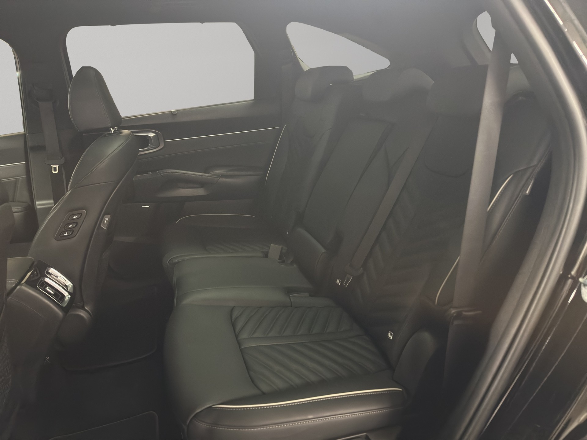 KIA Sorento 1.6 T-GDi Hybrid Style 7P-image-6