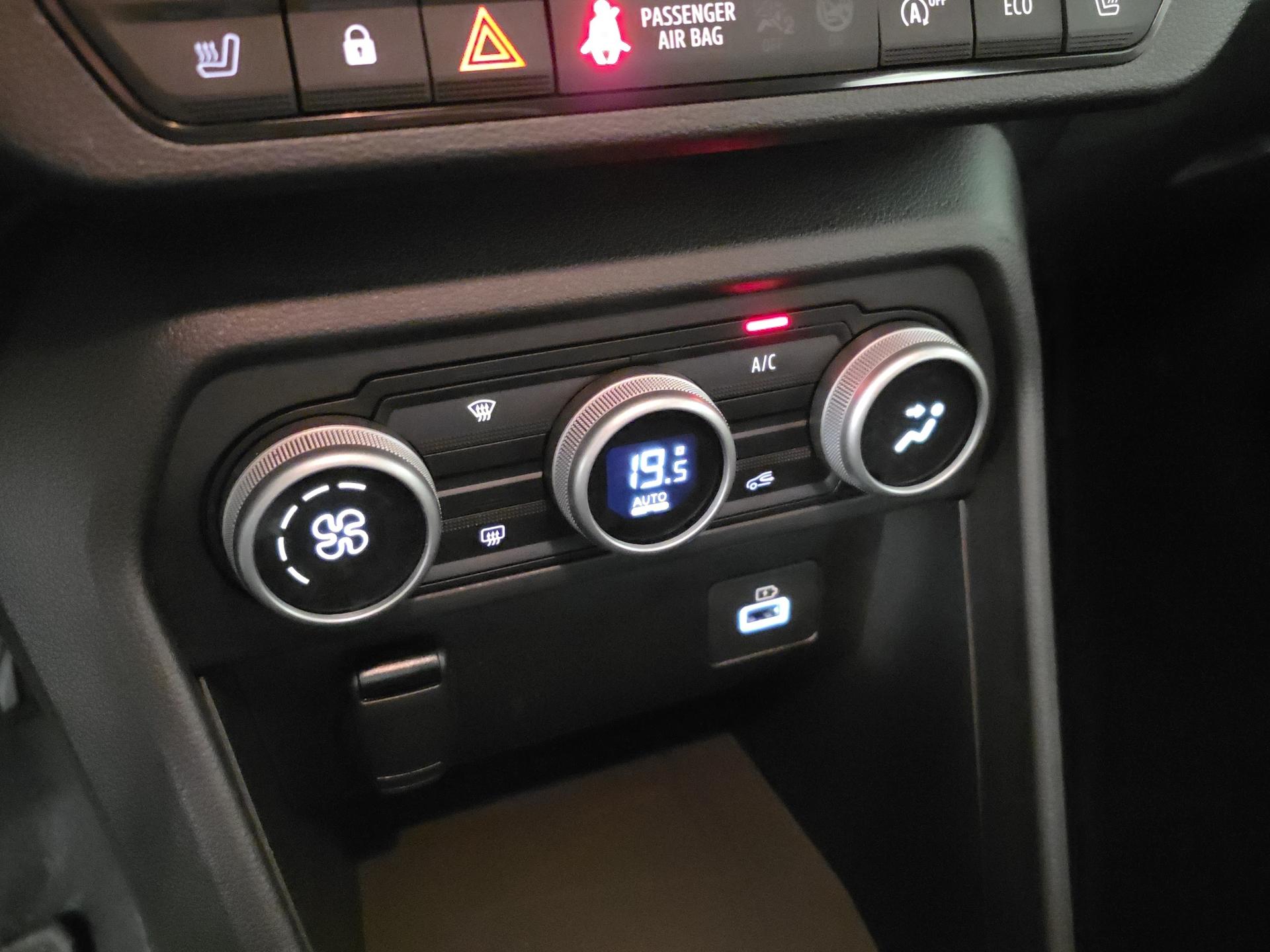 DACIA Sandero Stepway TCe 110 Expression-image-24