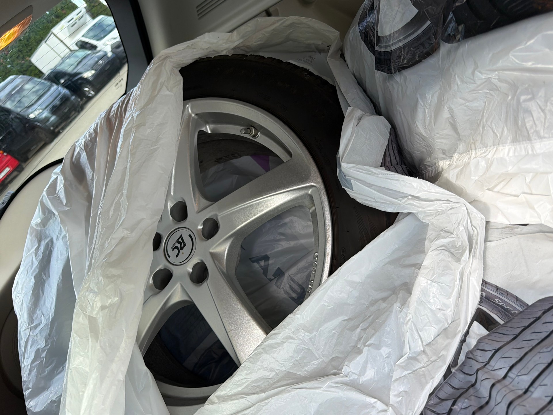 JEEP Compass 2.4 Limited CVT-image-8