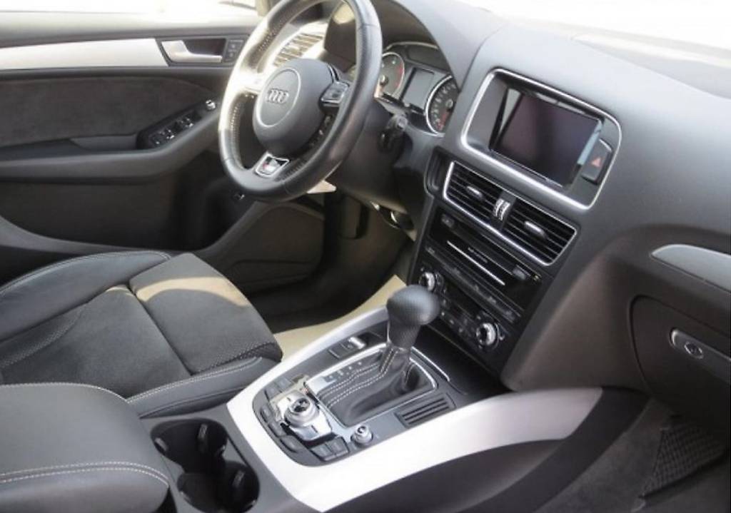 AUDI Q5-image-2