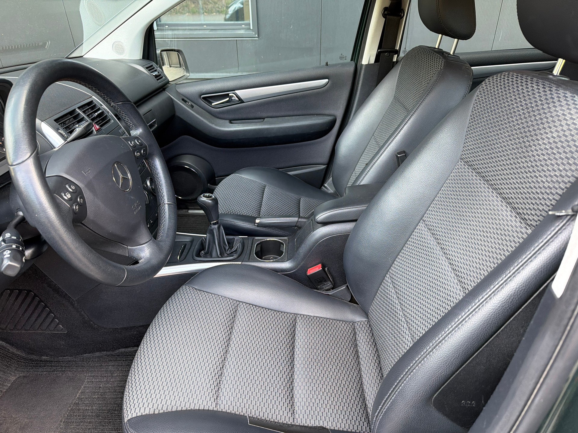 MERCEDES-BENZ A 180 (170) BlueEfficiency Style-image-10