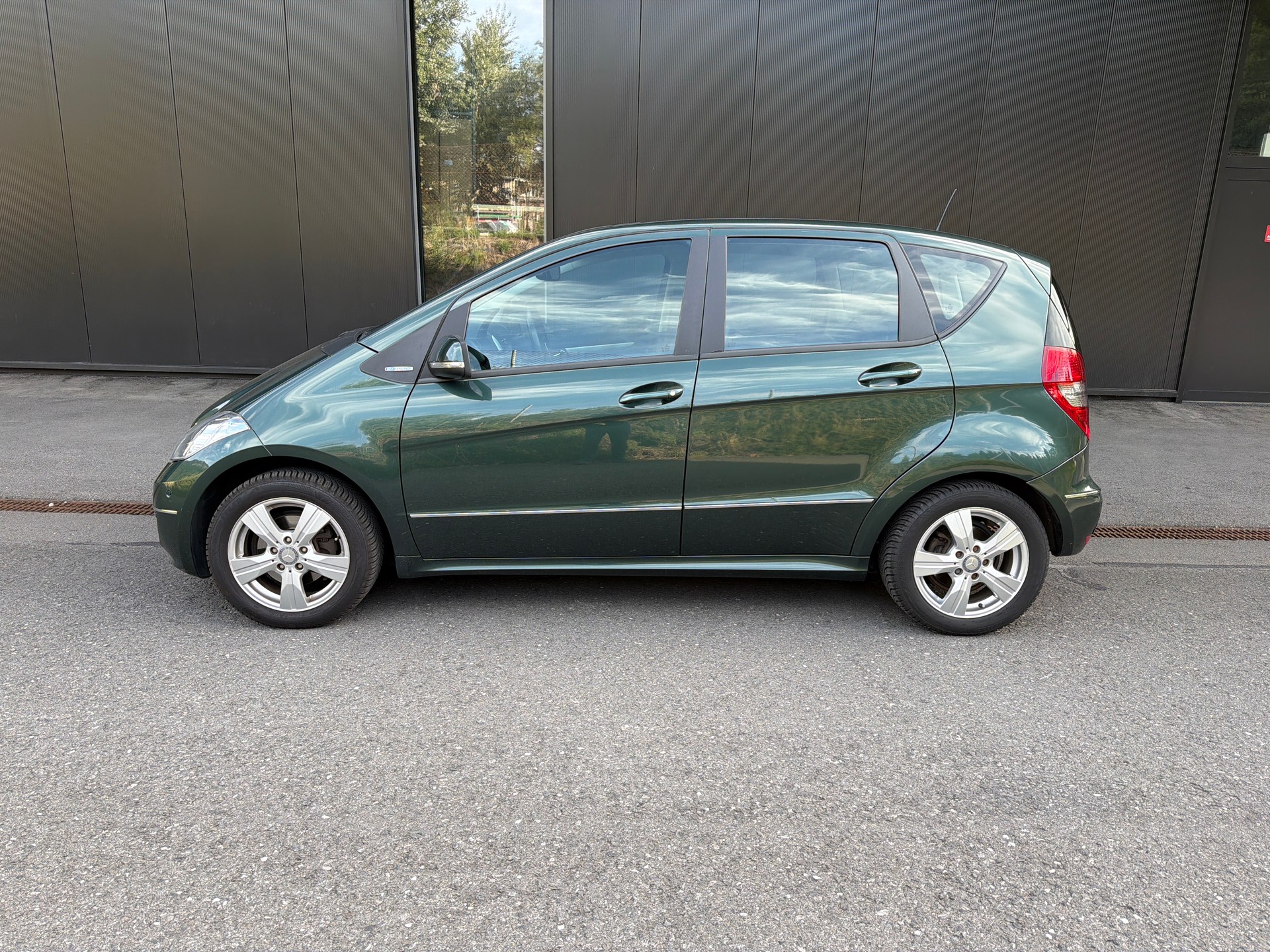 MERCEDES-BENZ A 180 (170) BlueEfficiency Style-image-1