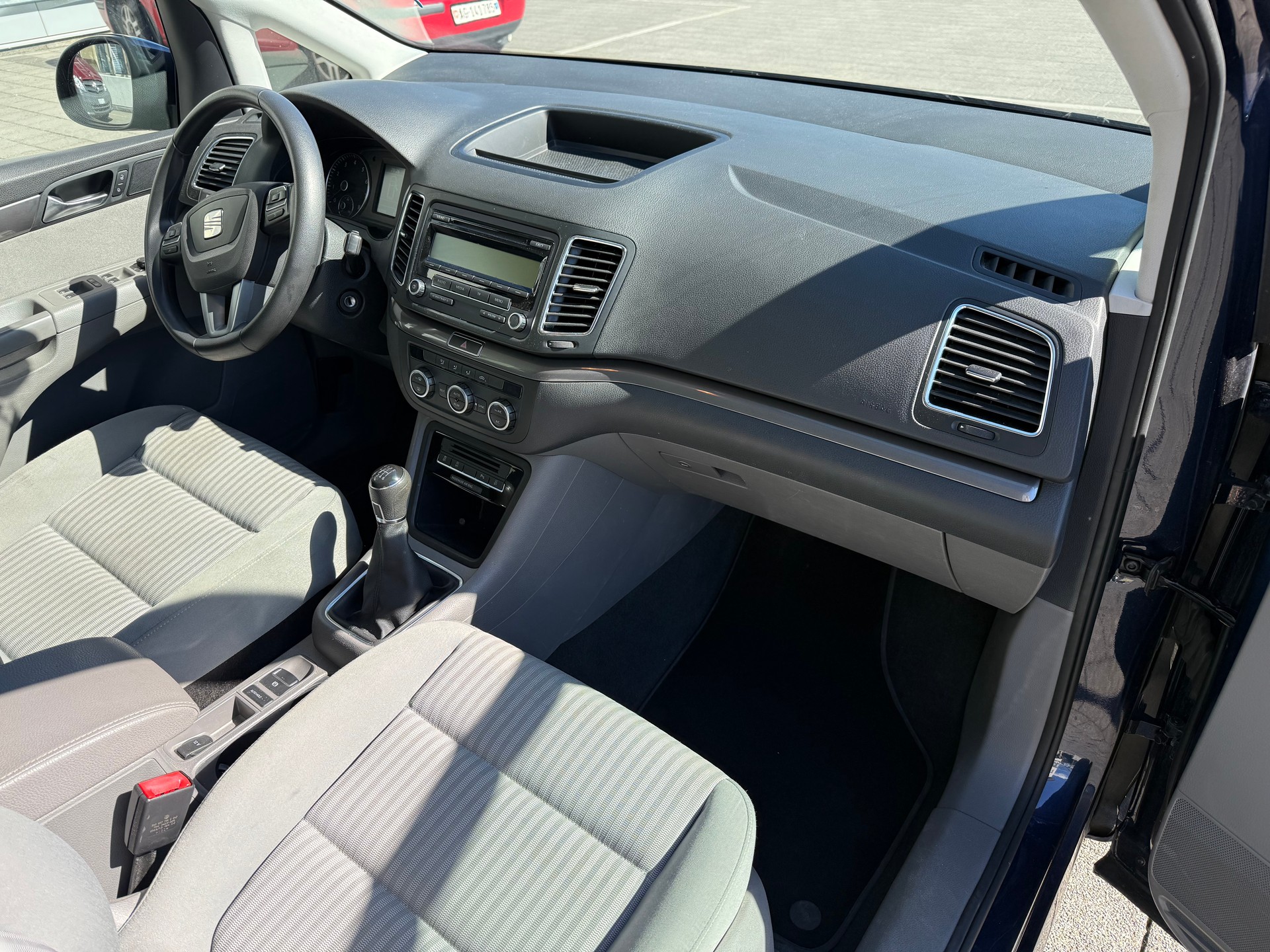 SEAT Alhambra 1.4 TSI Reference Eco-image-9