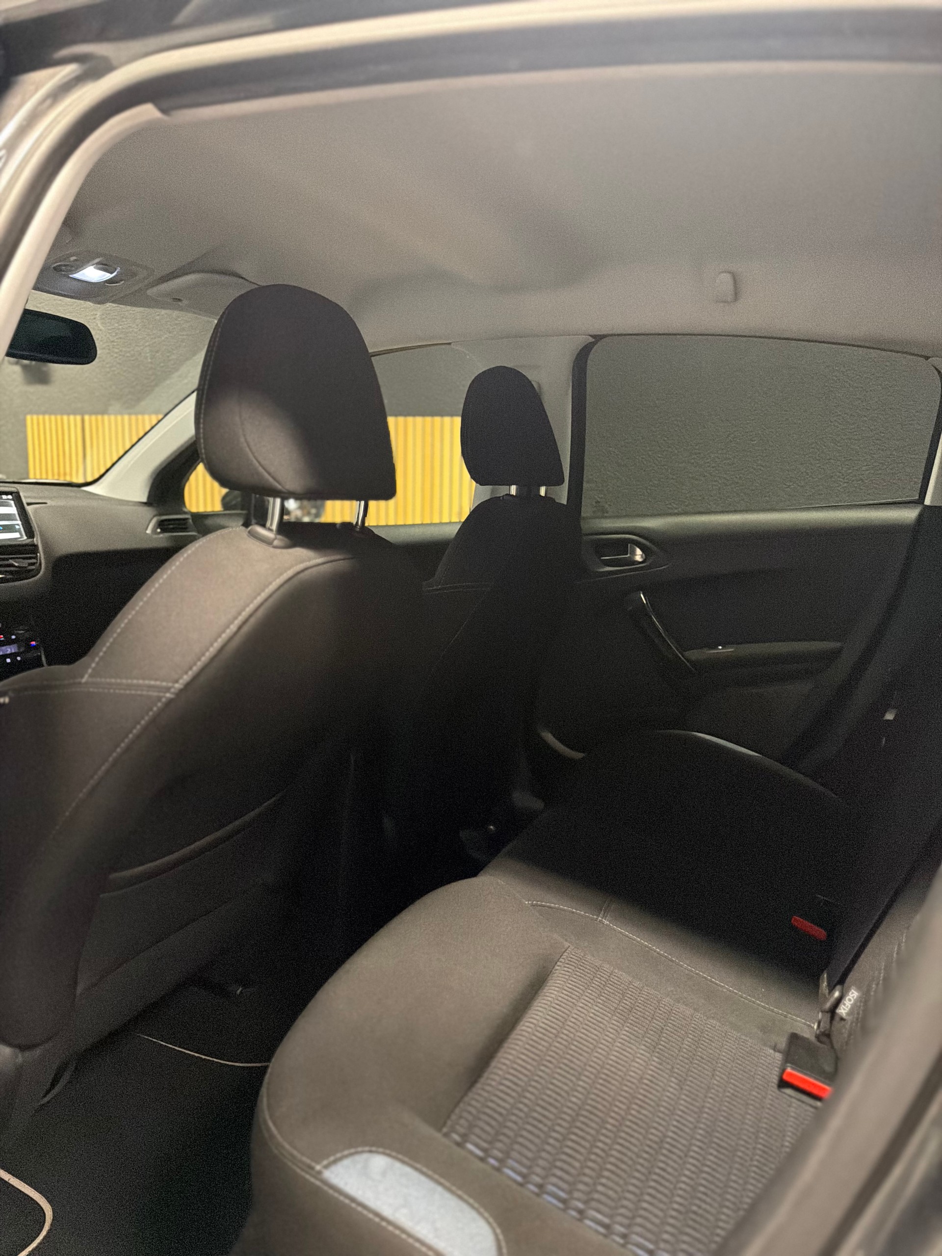 PEUGEOT 208 1.2 VTI Active-image-8