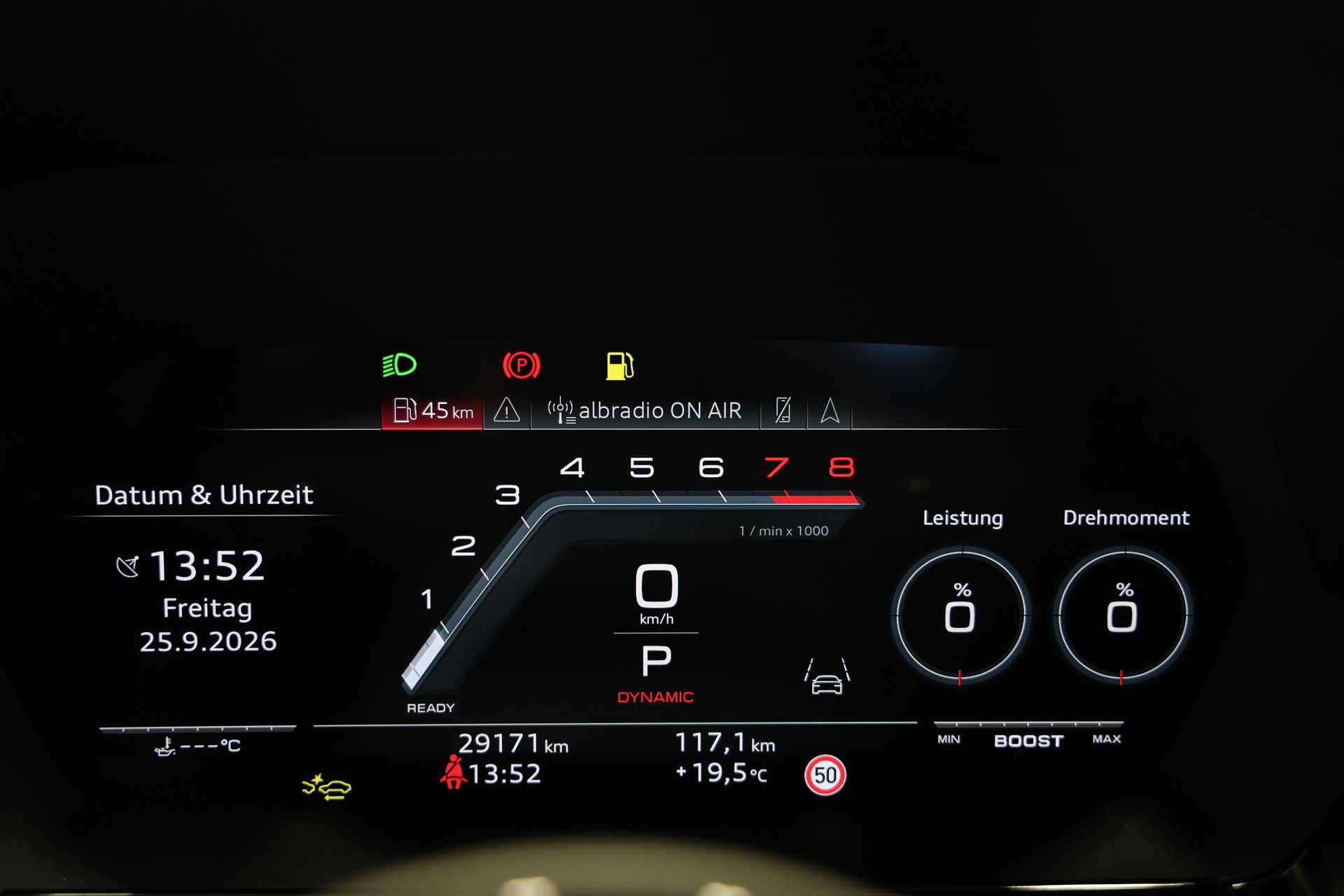 AUDI S3 Limousine TFSI quattro S-tronic *Akrapovic*Individual-Lackierung Distriktgrün*Massagesitze*-image-25