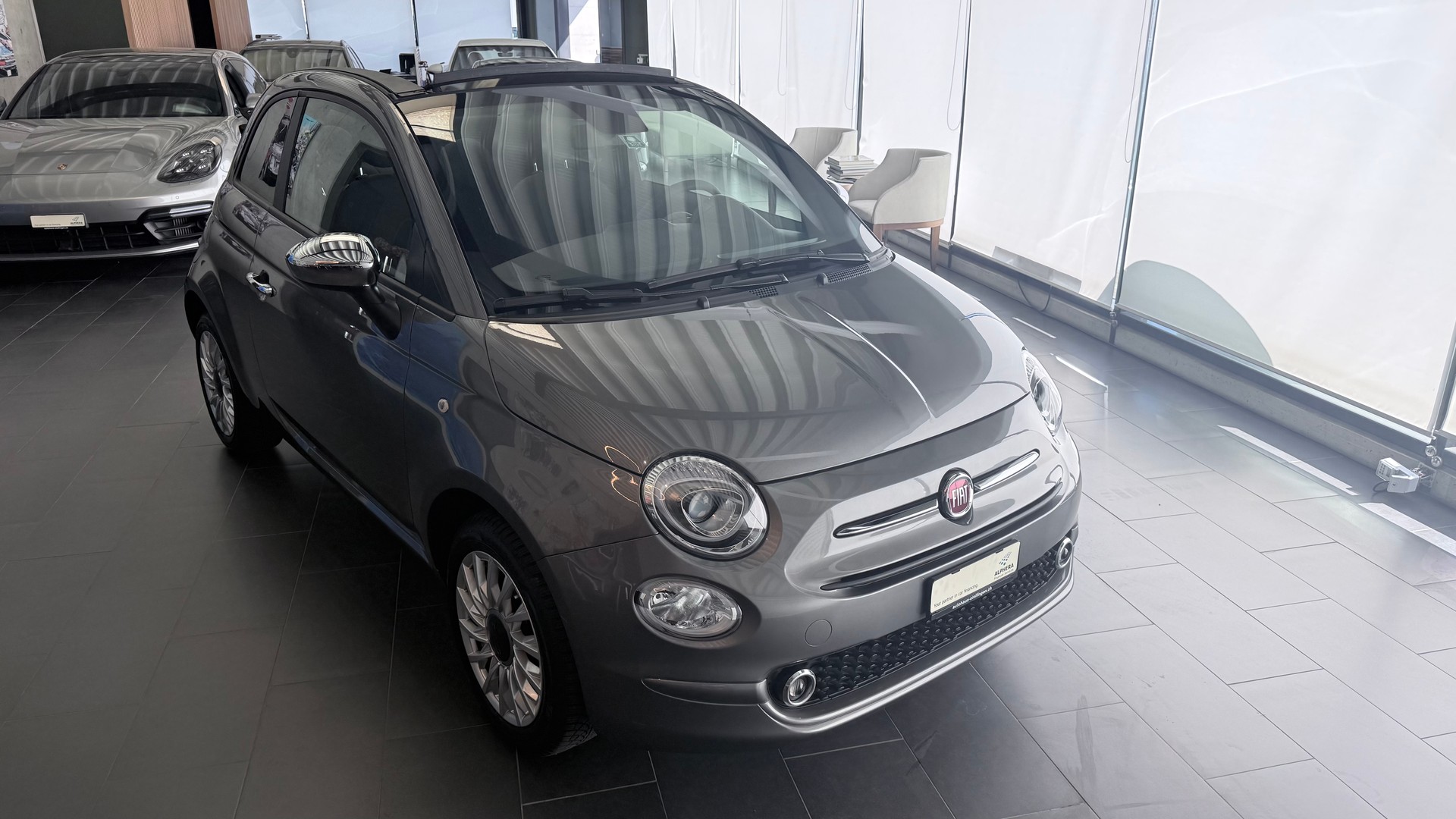 FIAT 500 C 1.0 Hybrid Swiss Edition-image-1