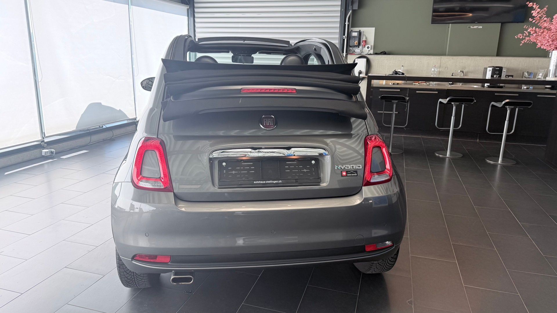 FIAT 500 C 1.0 Hybrid Swiss Edition-image-14