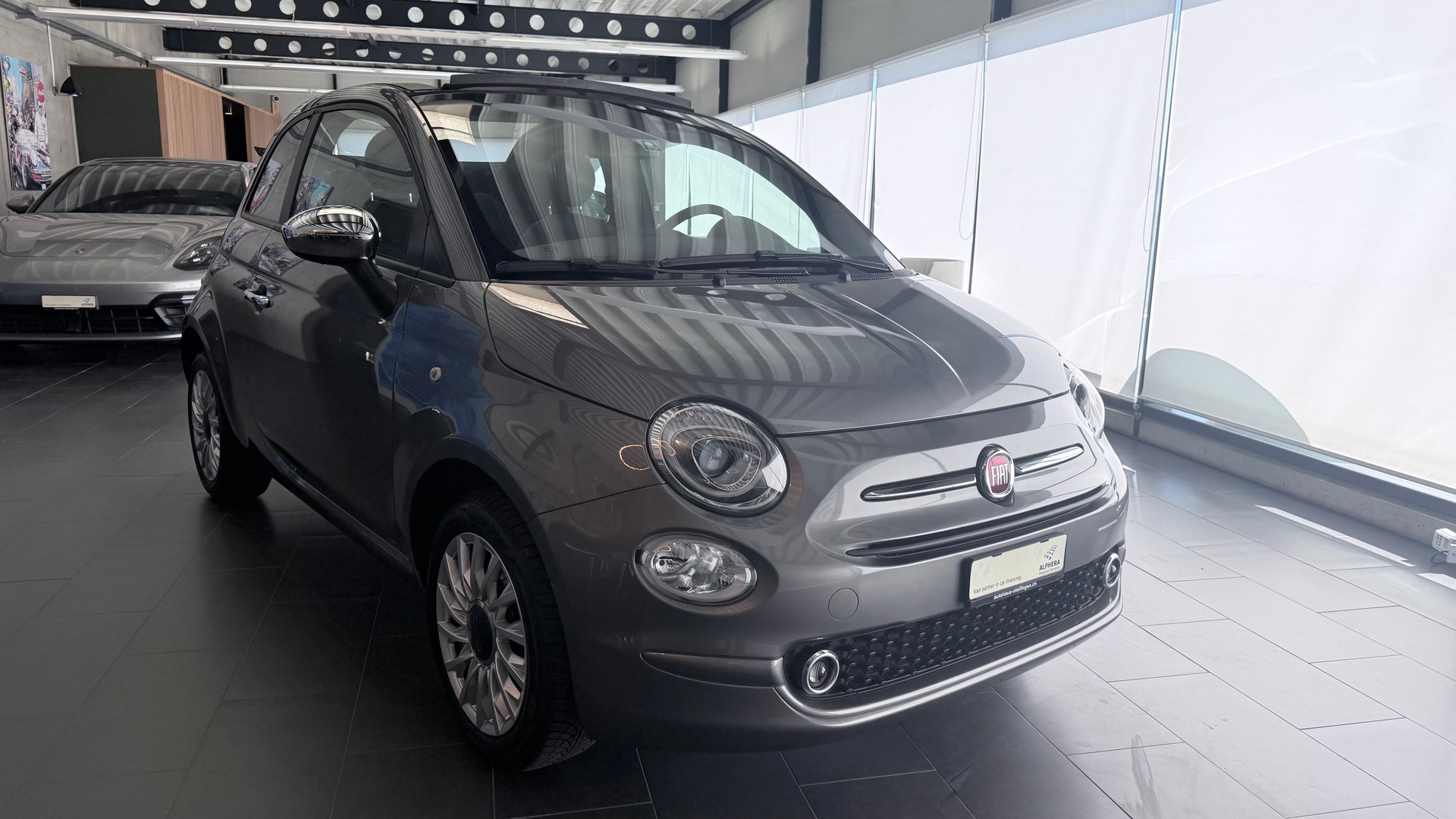 FIAT 500 C 1.0 Hybrid Swiss Edition-image-2