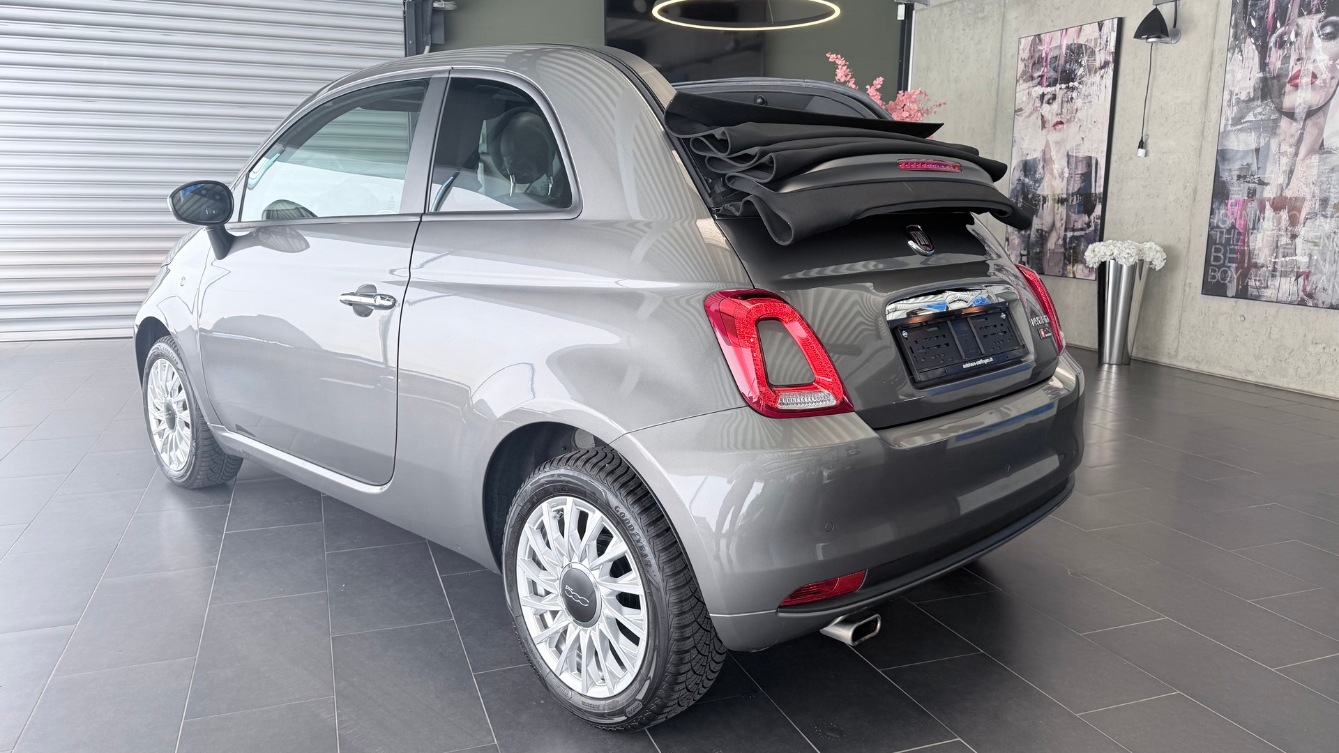 FIAT 500 C 1.0 Hybrid Swiss Edition-image-13