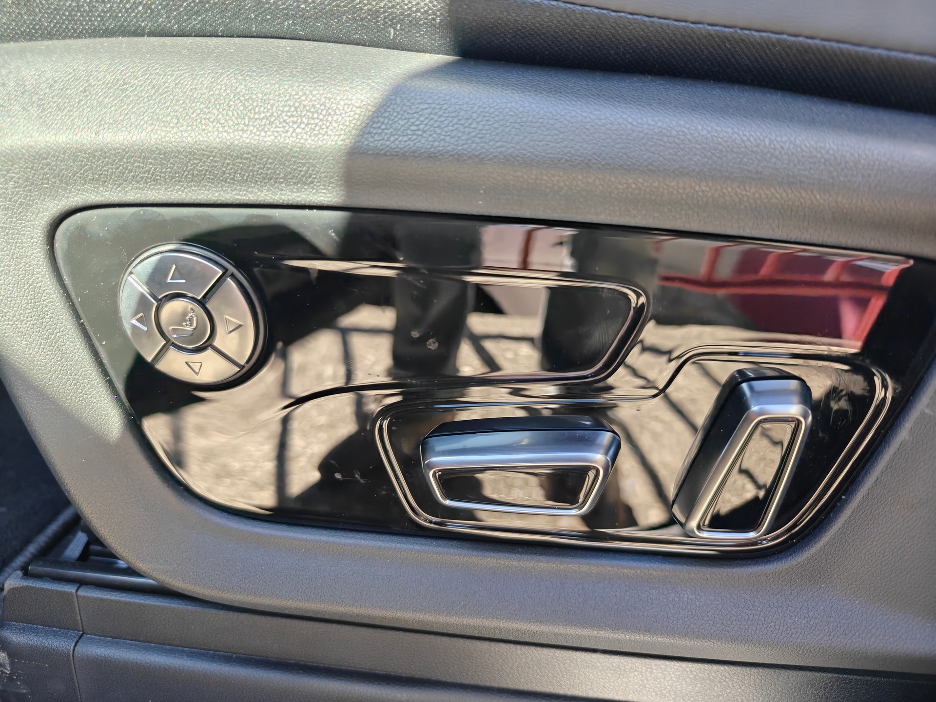 FORTHING 9 1.5T PHEV-image-9