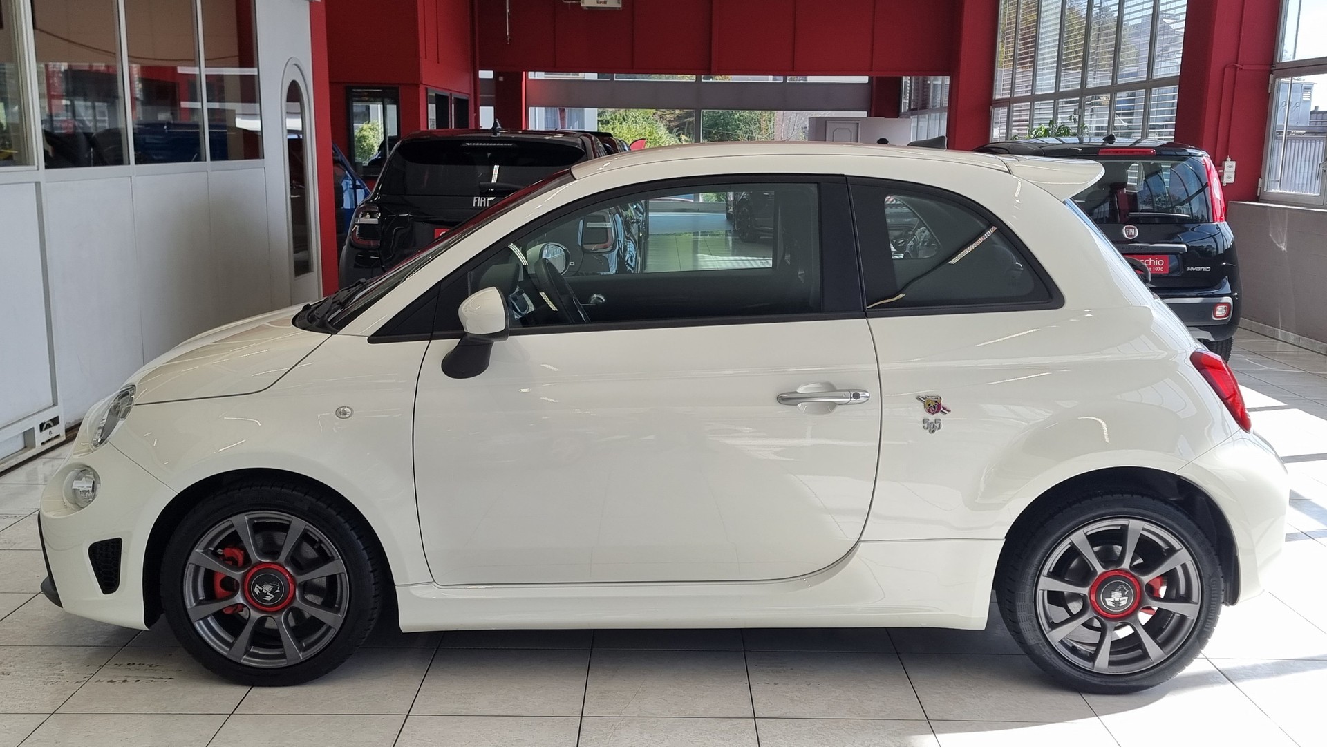 FIAT 595 Abarth 1.4 T-Jet 145-image-2