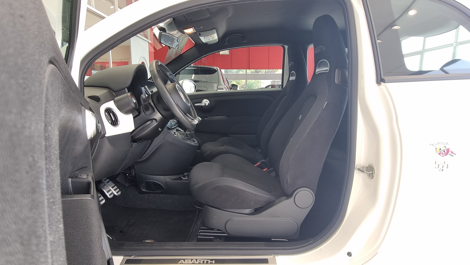 FIAT 595 Abarth 1.4 T-Jet 145-image-13