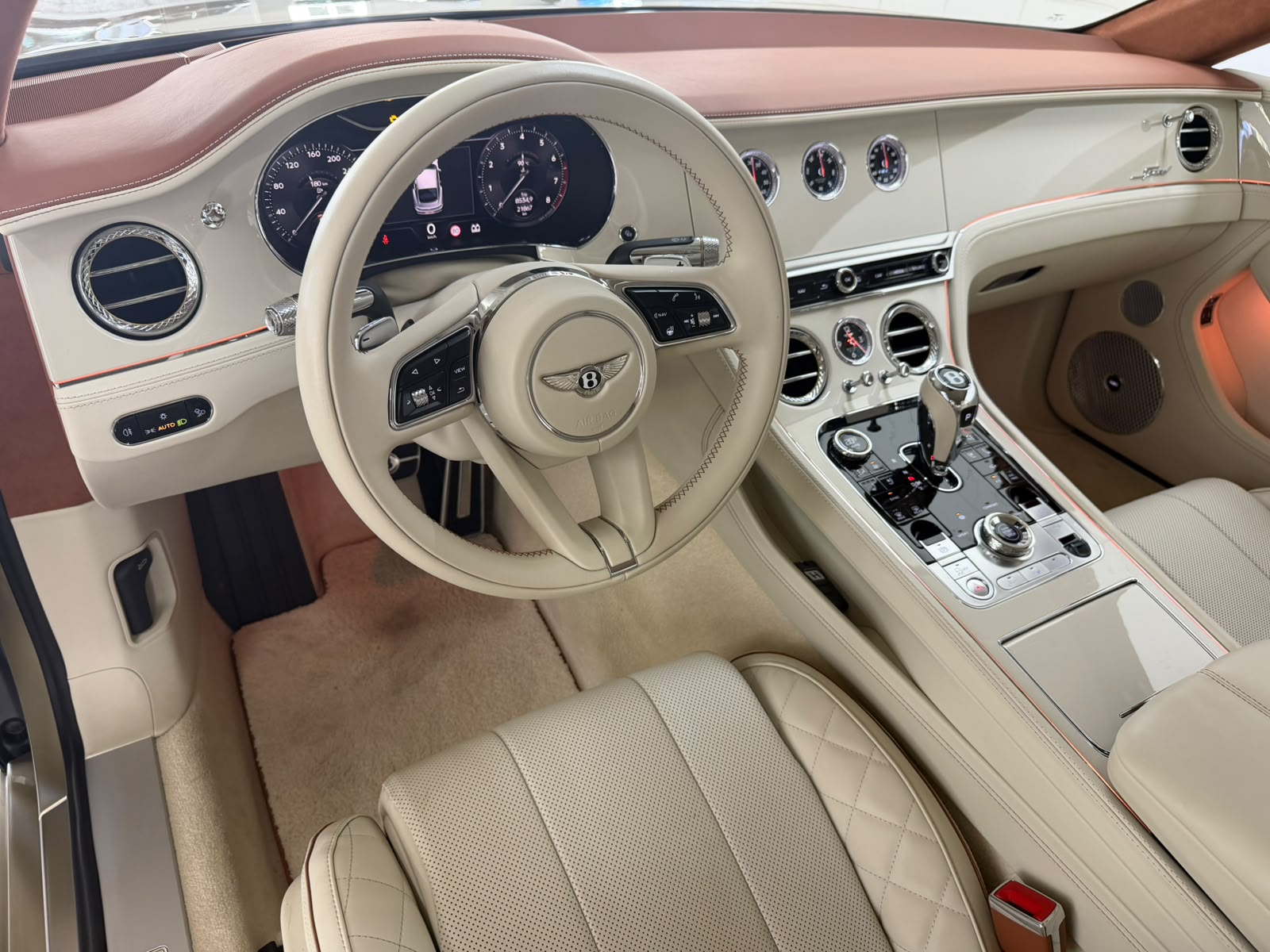 BENTLEY Continental GT 6.0 W12 Speed-image-14