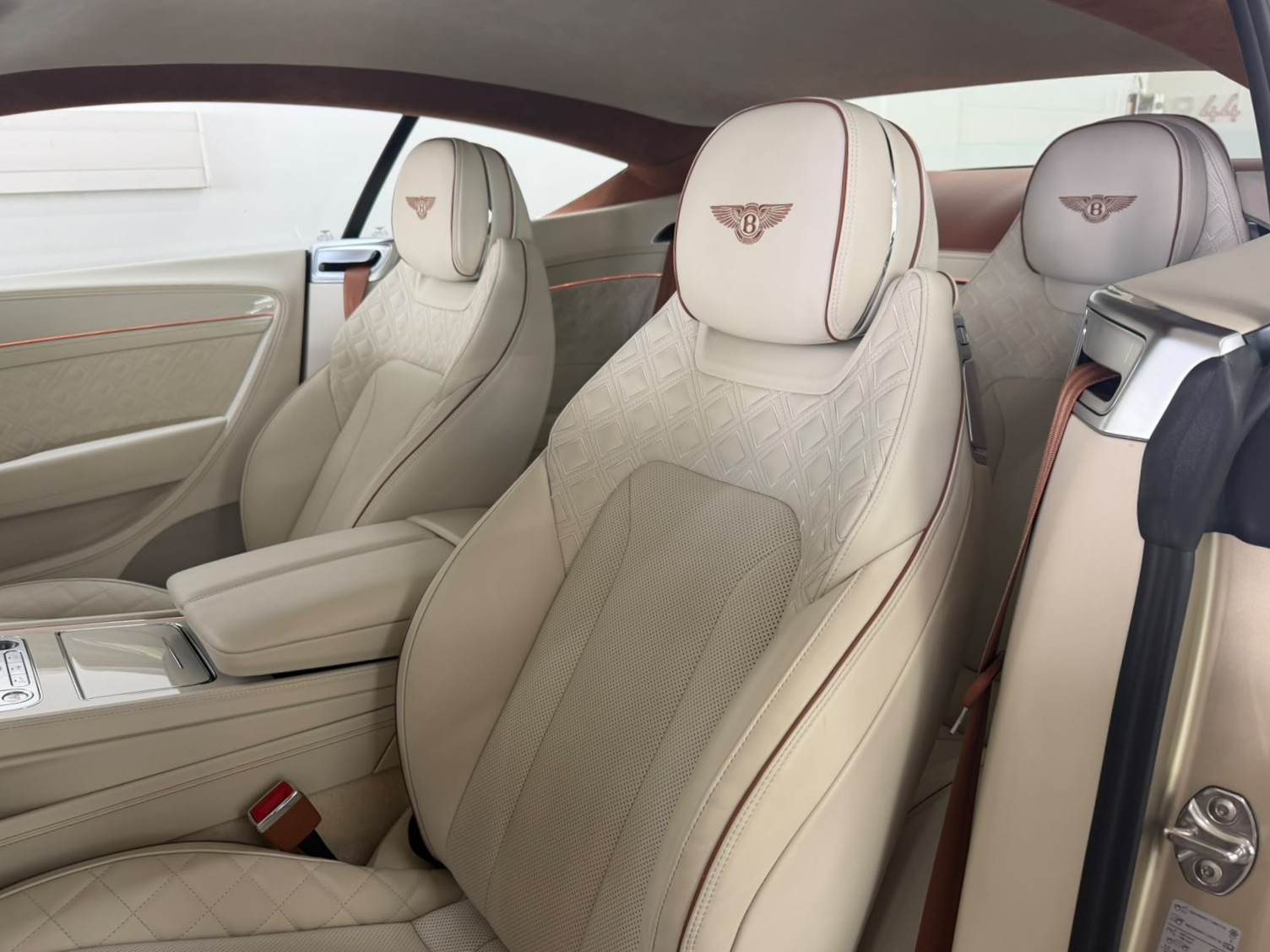 BENTLEY Continental GT 6.0 W12 Speed-image-13