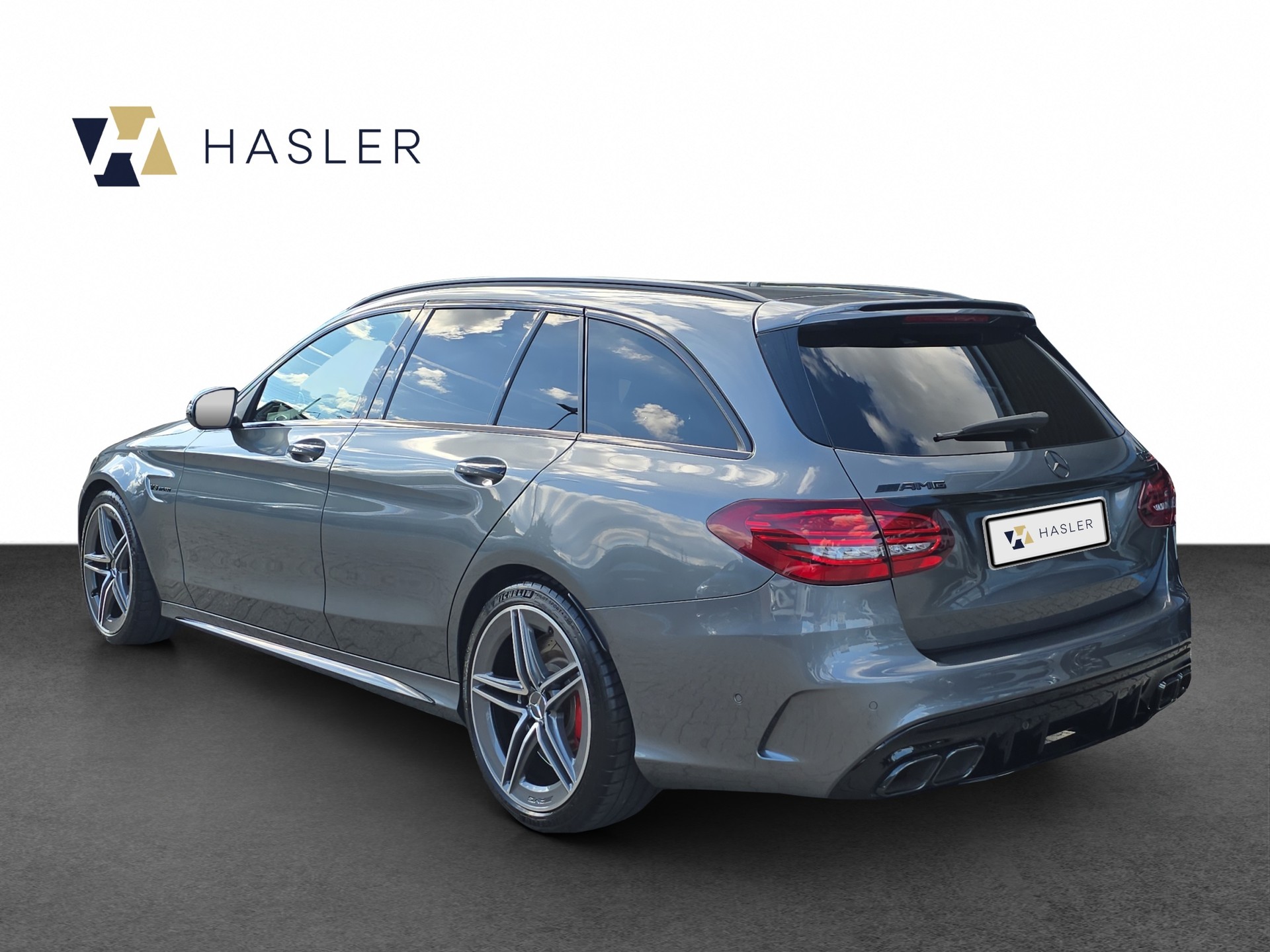 MERCEDES-BENZ C 63 S AMG-showroom-element-3