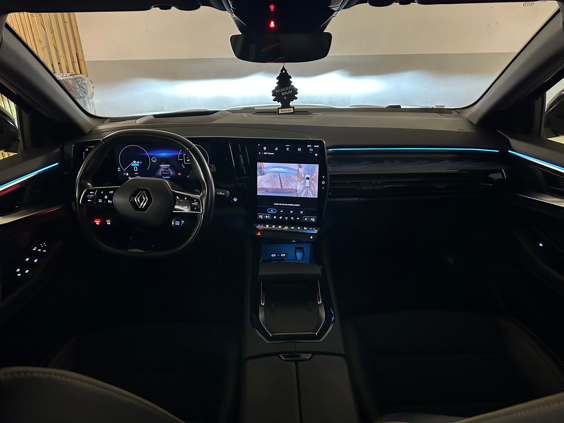 RENAULT 1.2 E-Tech iconic-image-5