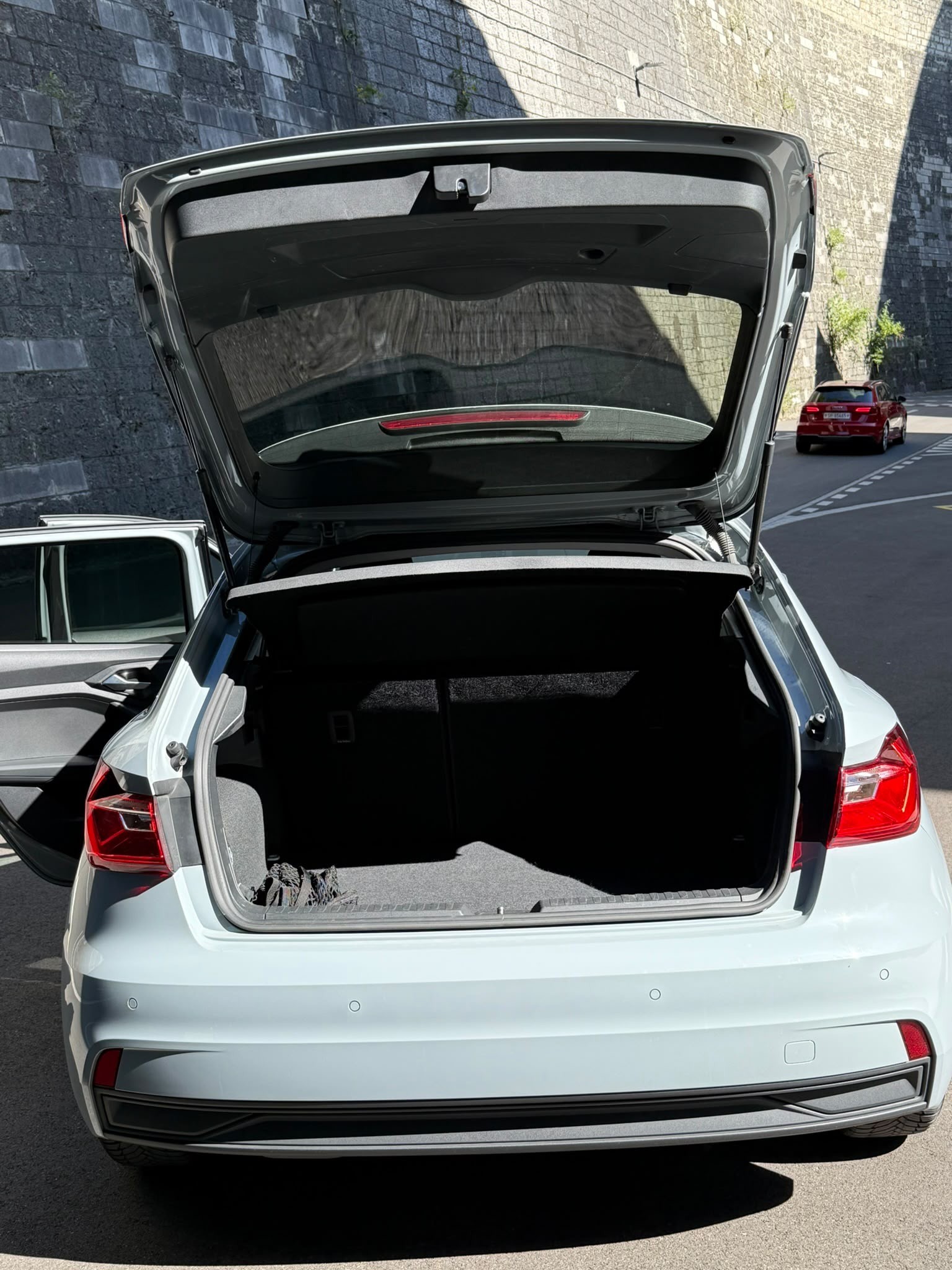 AUDI 1.0 30 TFSI S-Tronic-image-5
