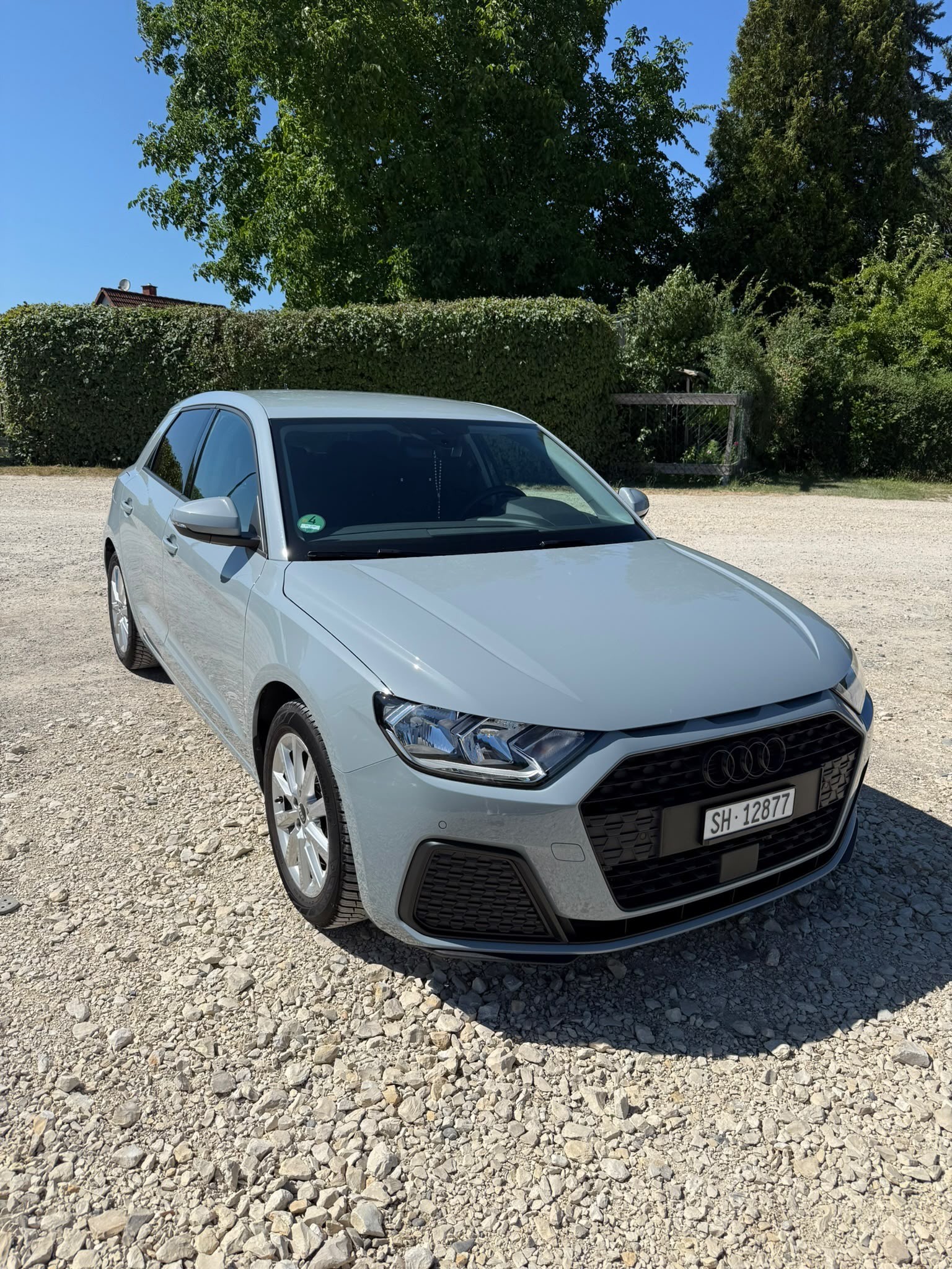 Car photo