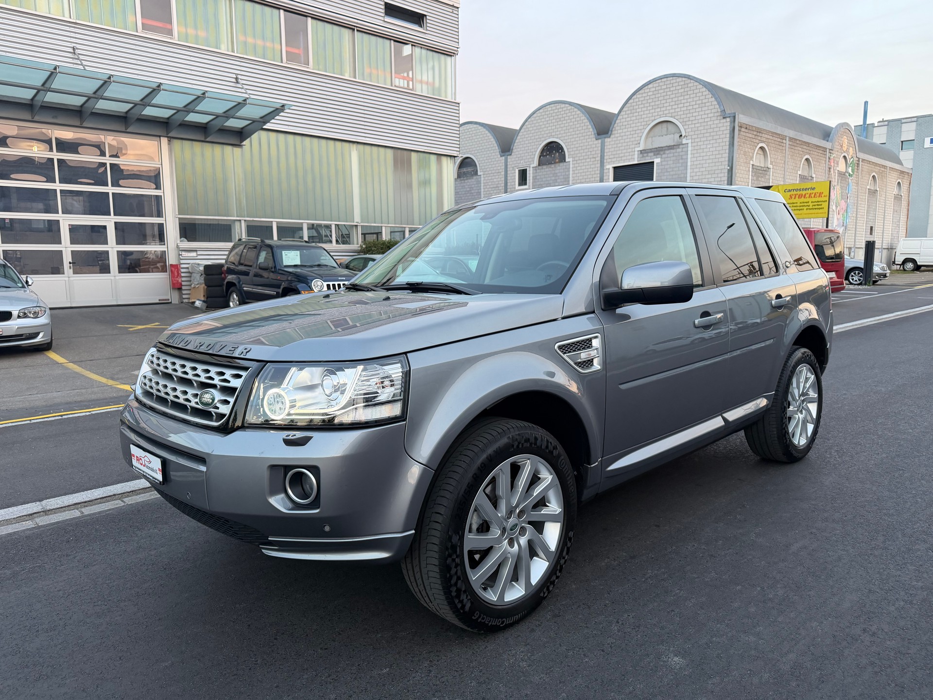 LAND ROVER Freelander 2.0 HSE Automatic-image-1