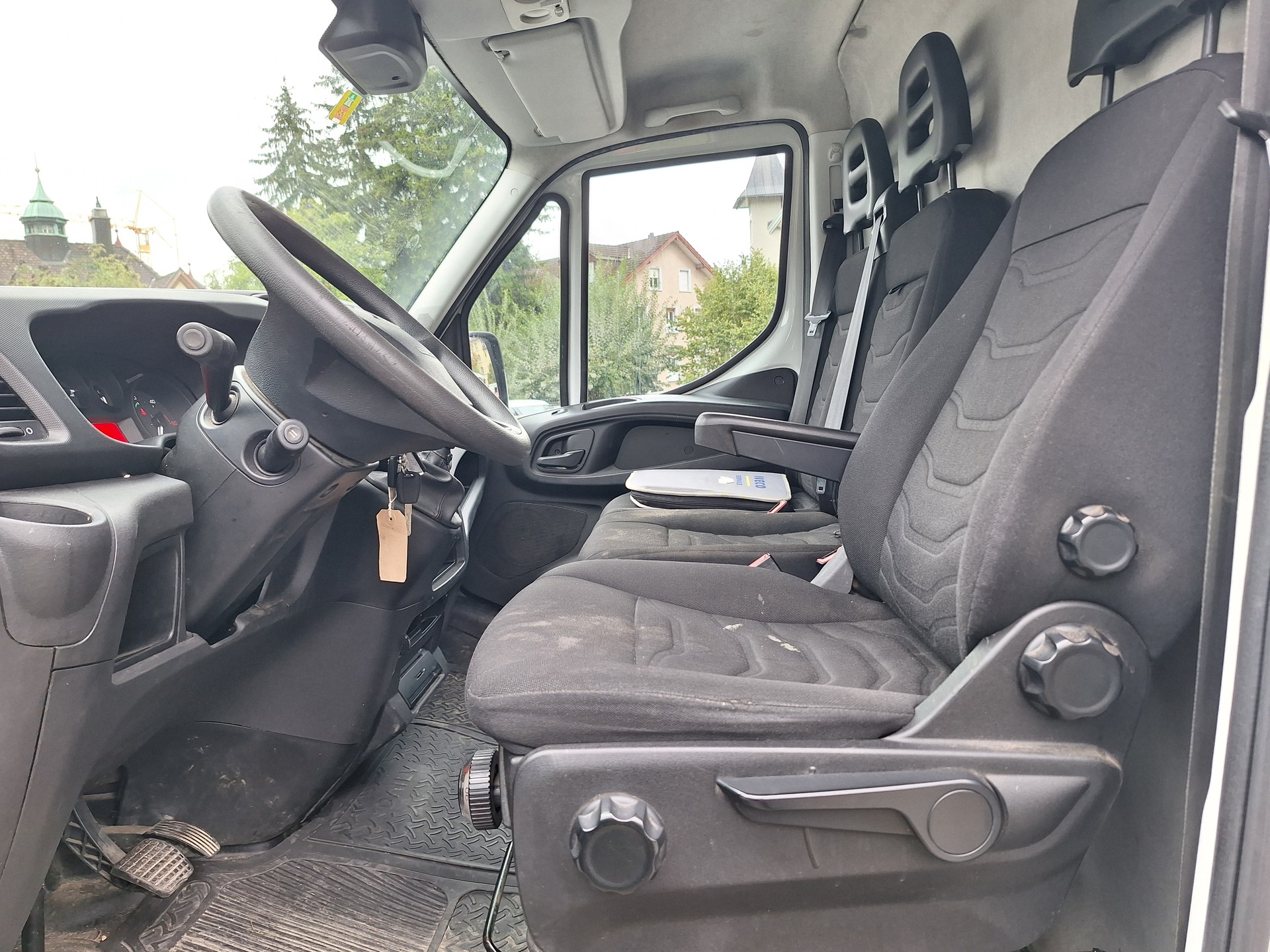 IVECO 35 S 17 V-image-14
