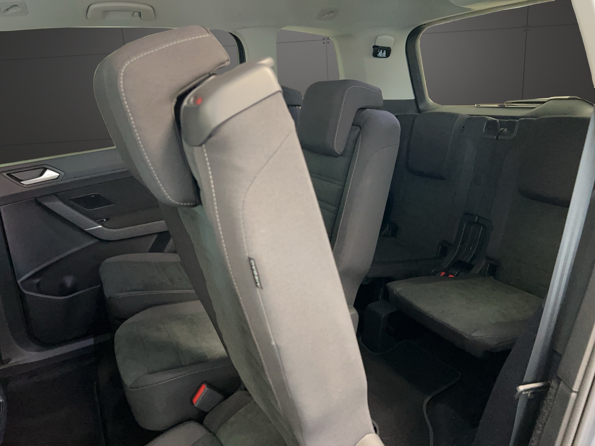 VW Touran 1.5 TSI EVO Comfortline United DSG-image-8