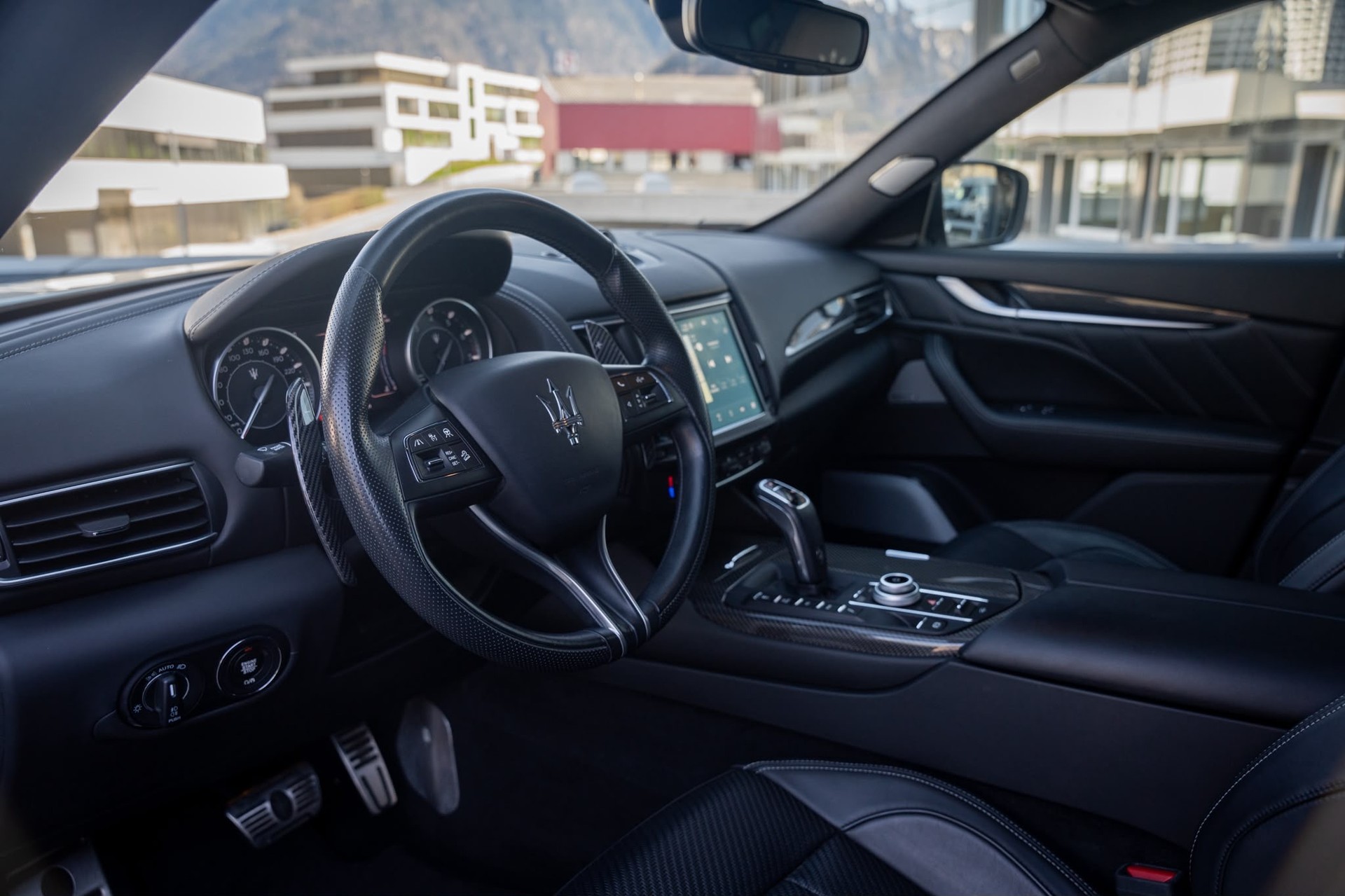 MASERATI Levante S 3.0 V6 GranSport Automatica-image-10