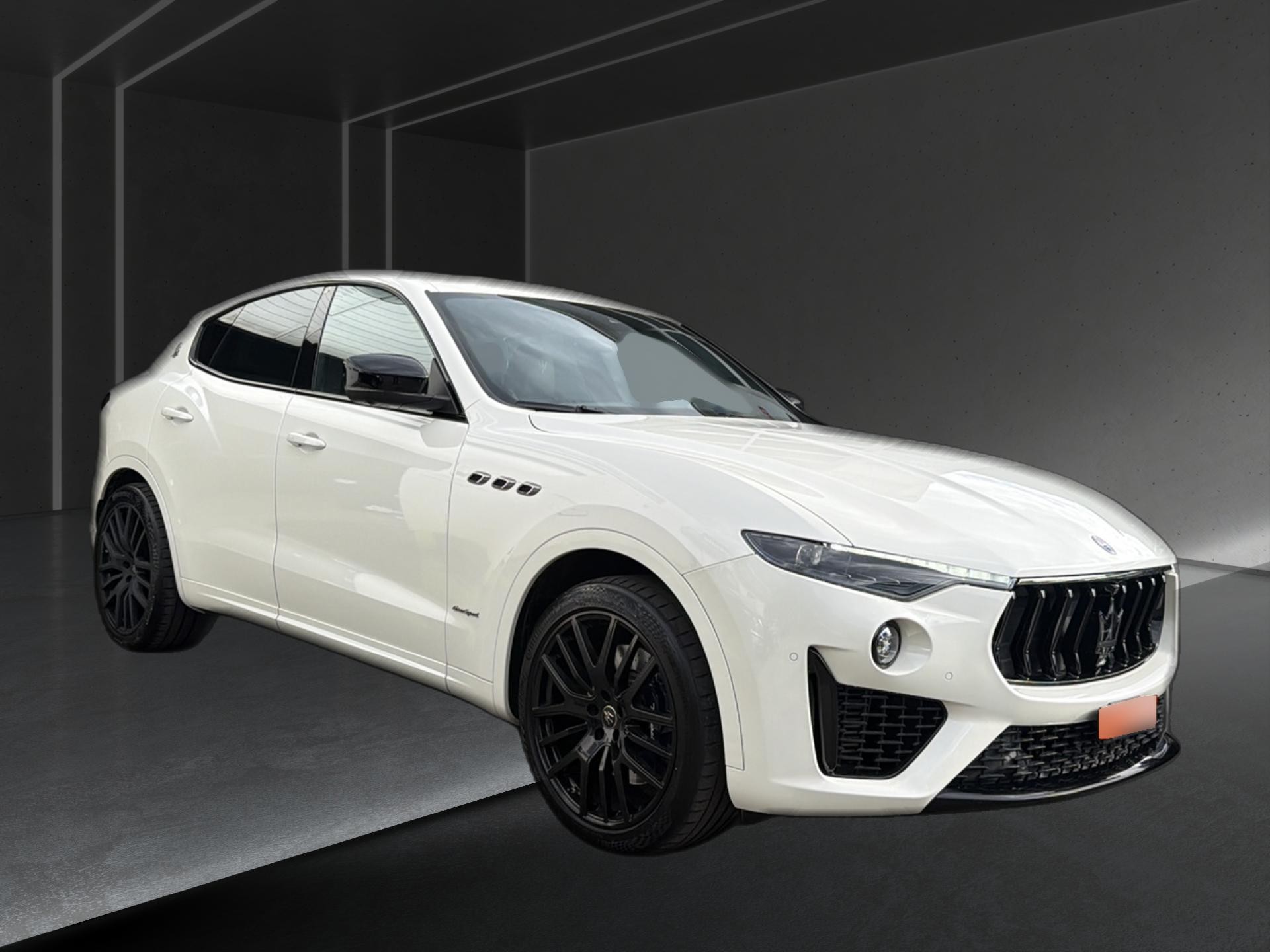 MASERATI Levante S 3.0 V6 GranSport Automatica-image-1