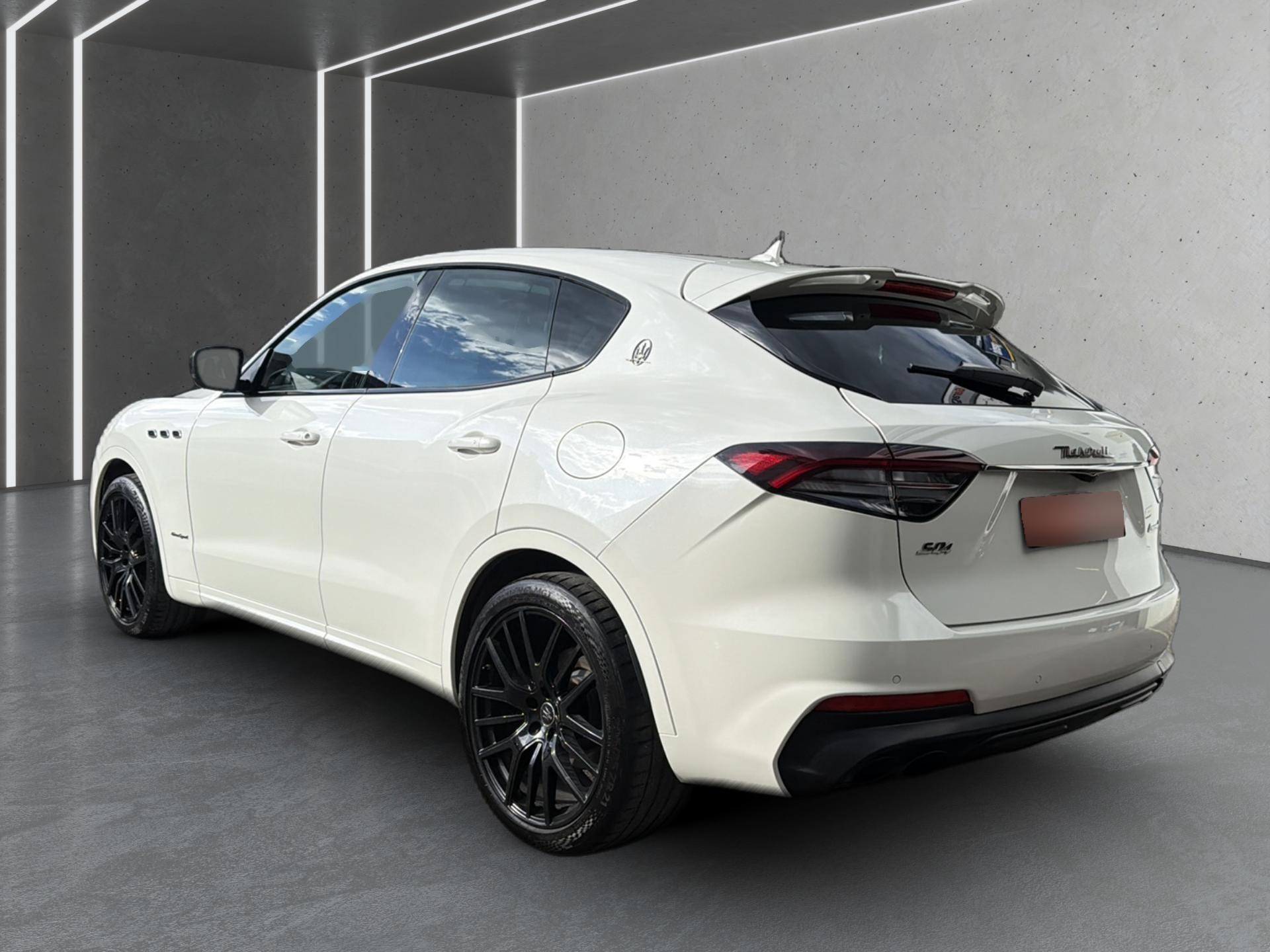 MASERATI Levante S 3.0 V6 GranSport Automatica-image-5