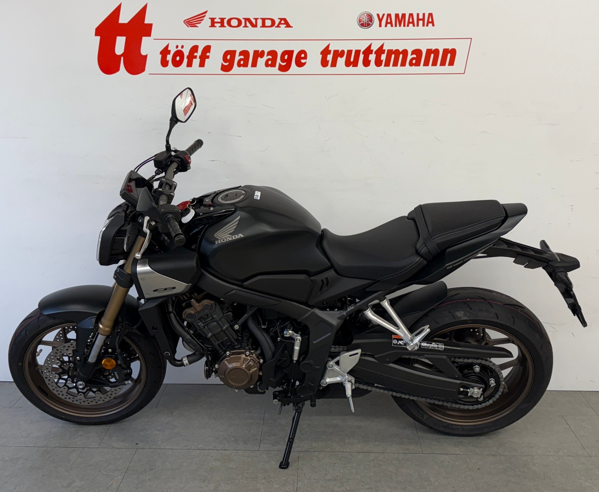 HONDA CB 650 R E-Clutch (35kW)-showroom-element-1