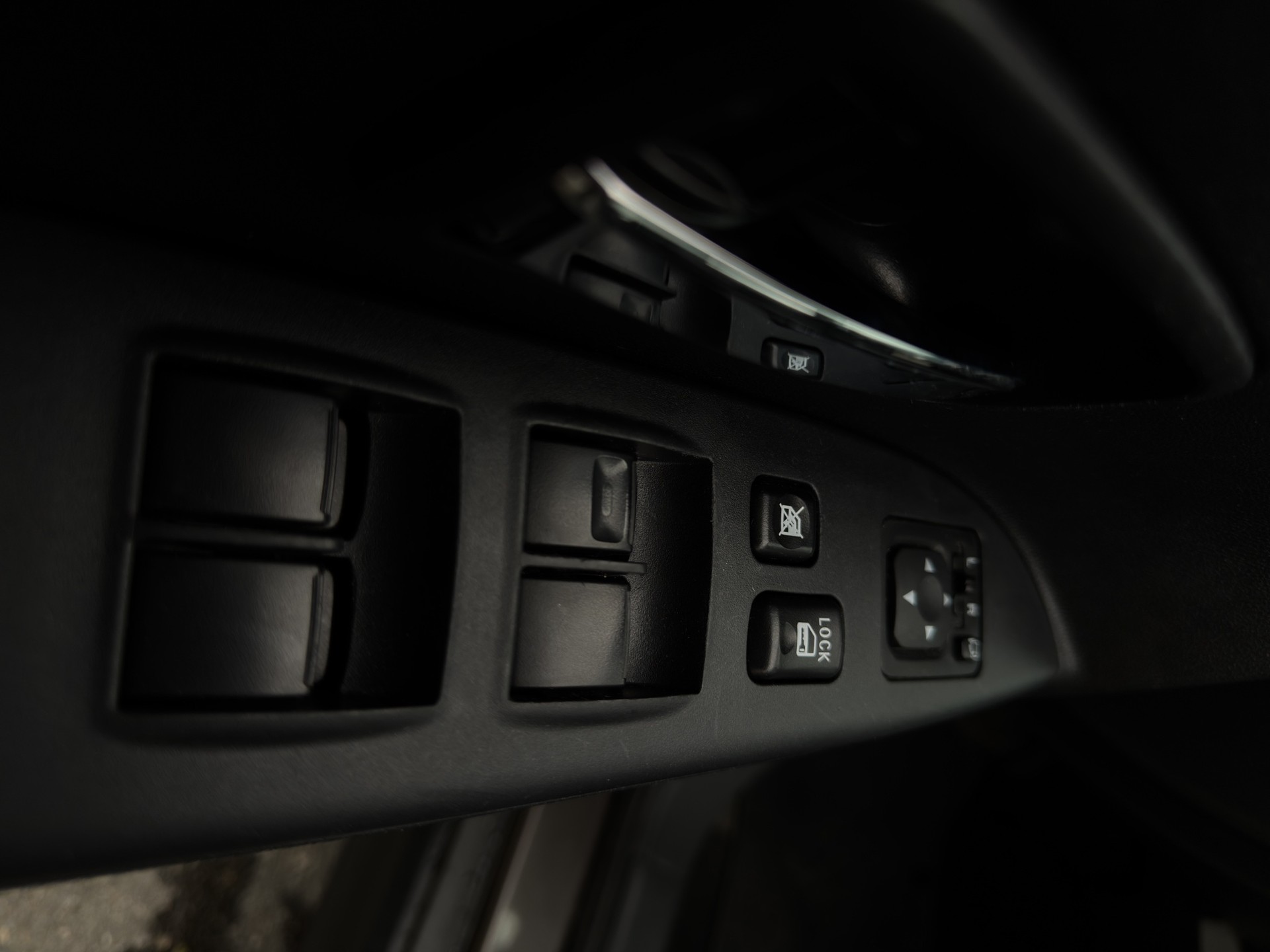 MITSUBISHI ASX 2.2 DID Navigator 4WD Automatic | AHK 1400 KG | Panoramadach | Sitzheizung-image-12