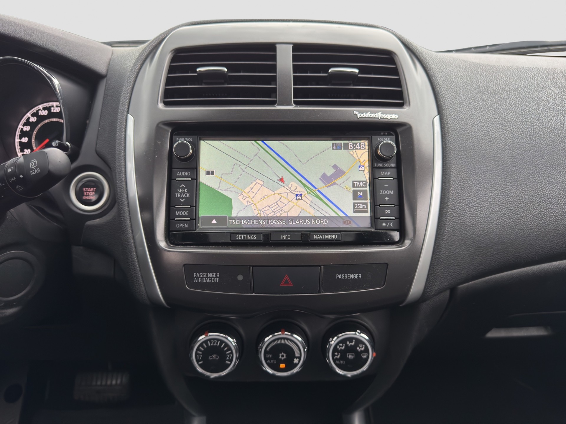MITSUBISHI ASX 2.2 DID Navigator 4WD Automatic | AHK 1400 KG | Panoramadach | Sitzheizung-image-14