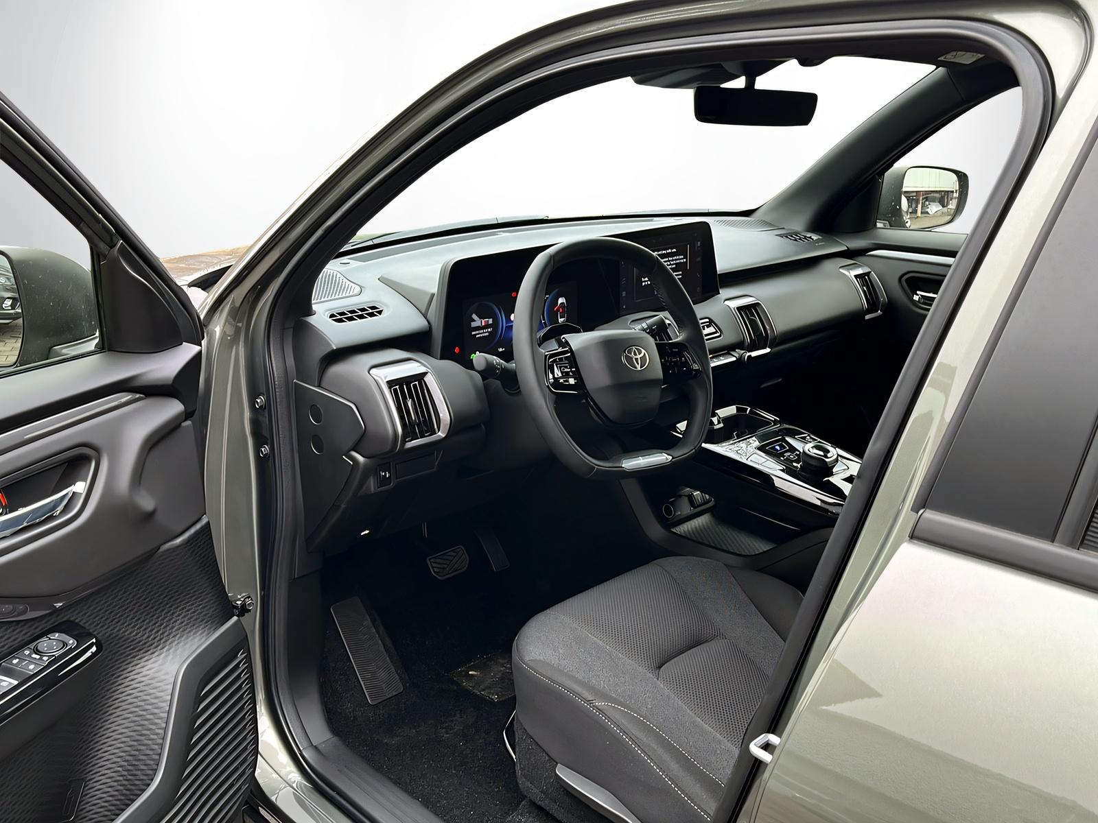TOYOTA Urban Cruiser Trend AWD-image-6
