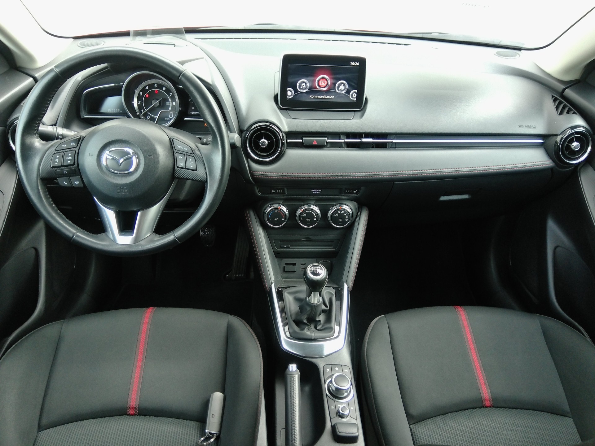 MAZDA 2 1.5i 16V Skyactiv-G Revolution-image-7