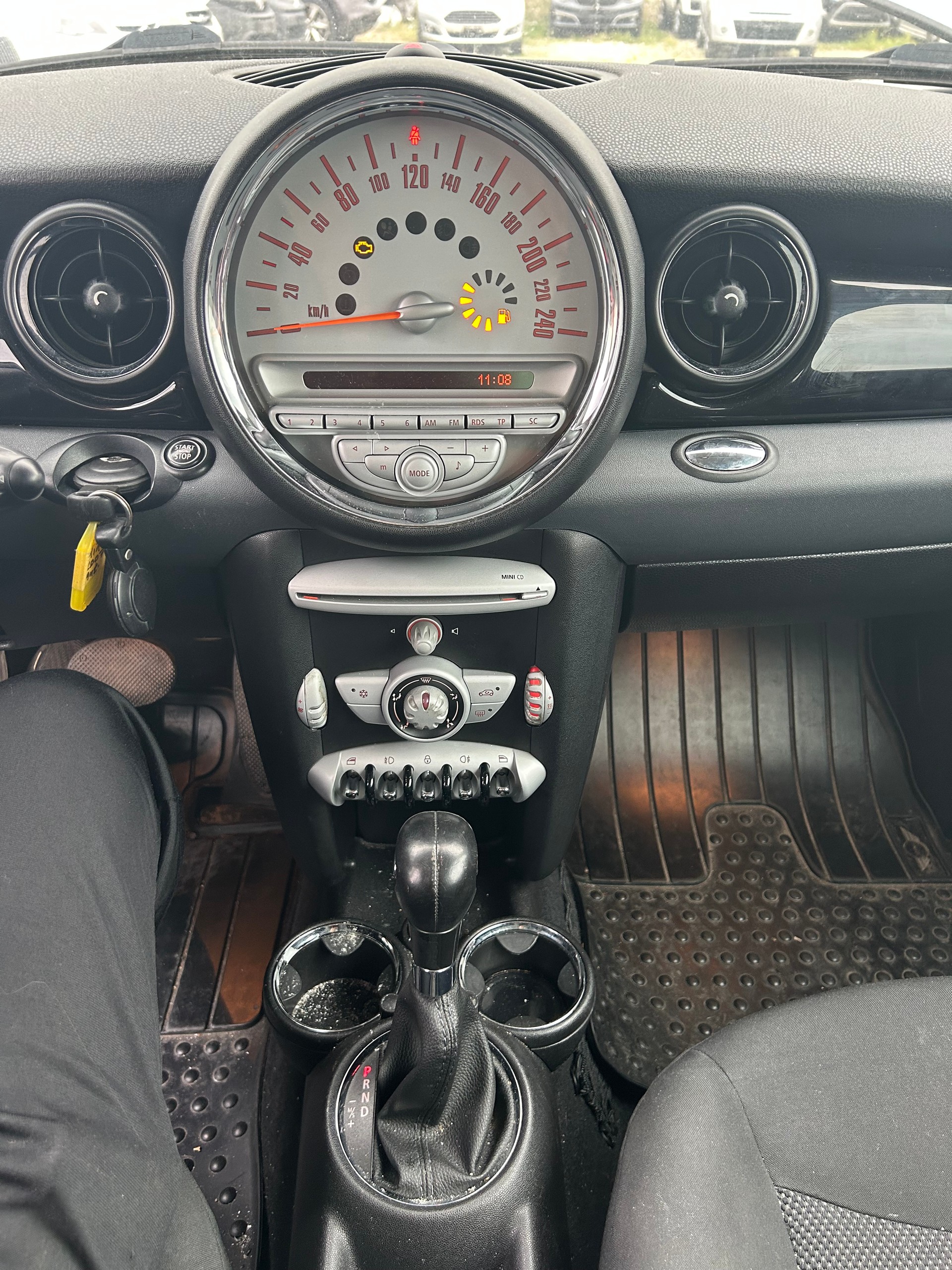 MINI One Steptronic-image-8
