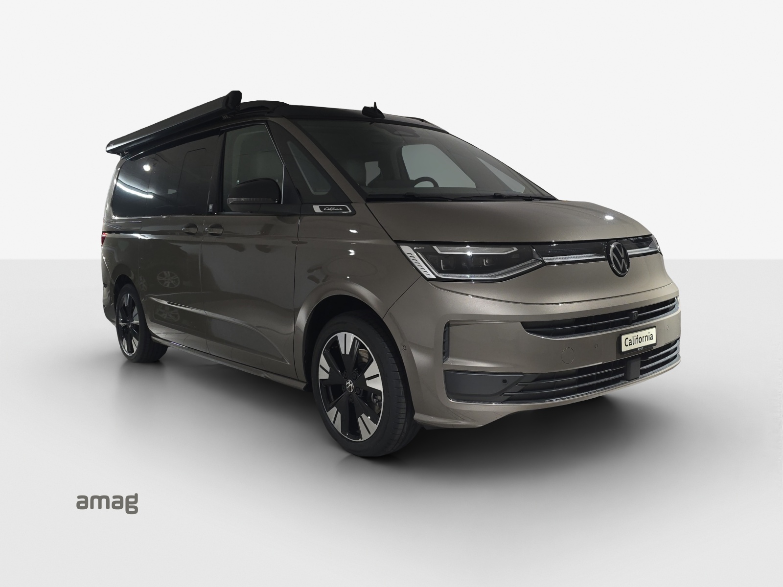 VW California 2.0 TDI Beach Tour Liberty-image-5