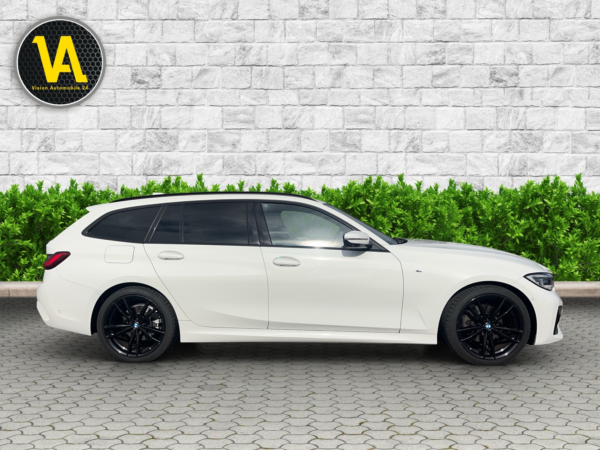 BMW 320d xDrive Touring M Sport Steptronic-image-4