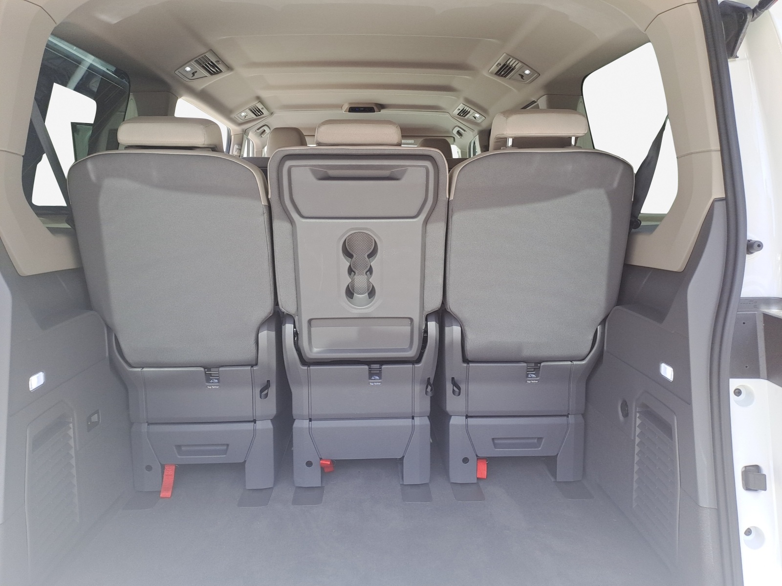 VW Multivan 2.0 TDI Liberty DSG-image-9
