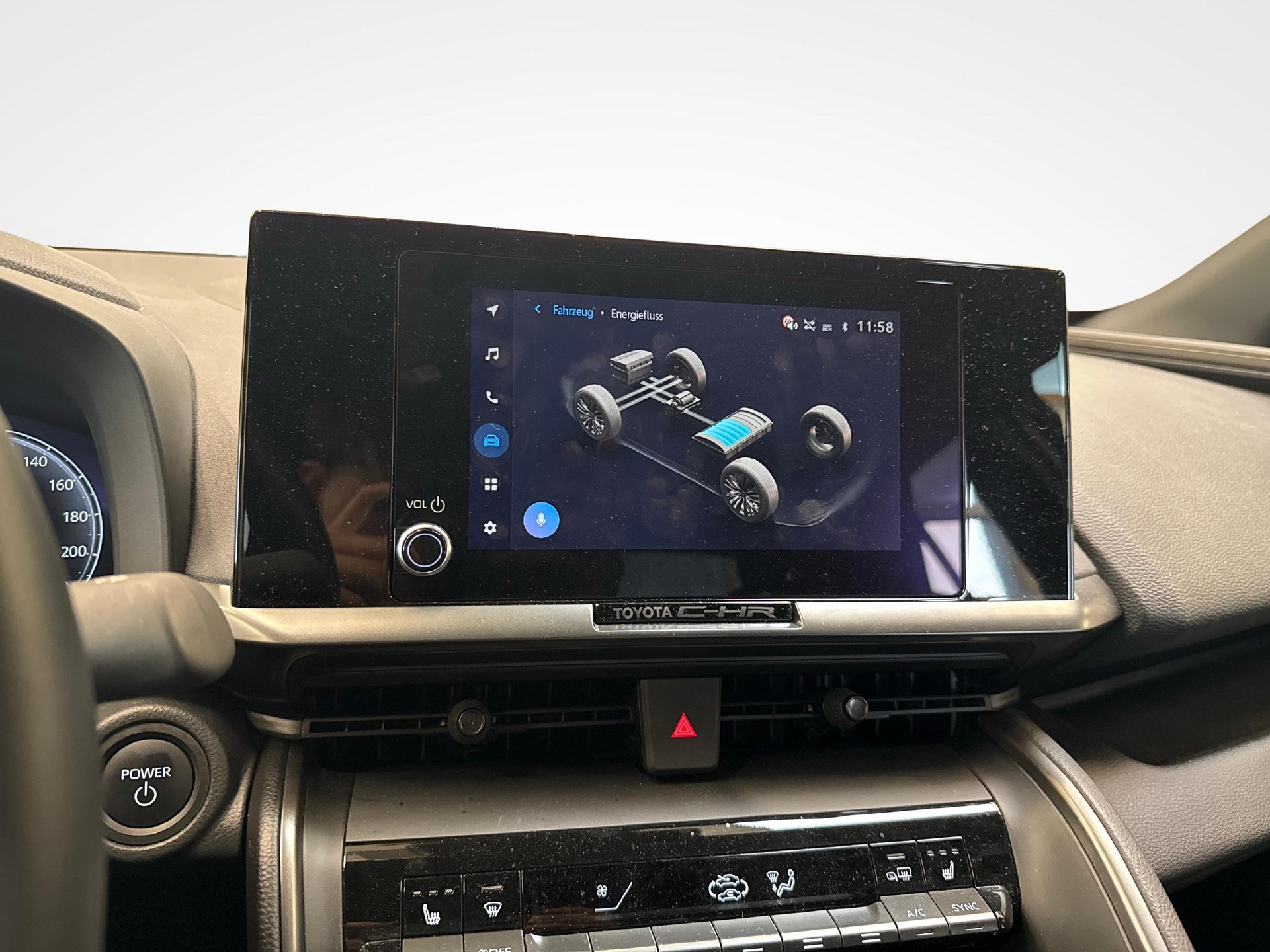 TOYOTA C-HR 1.8 HEV Comfort-image-15