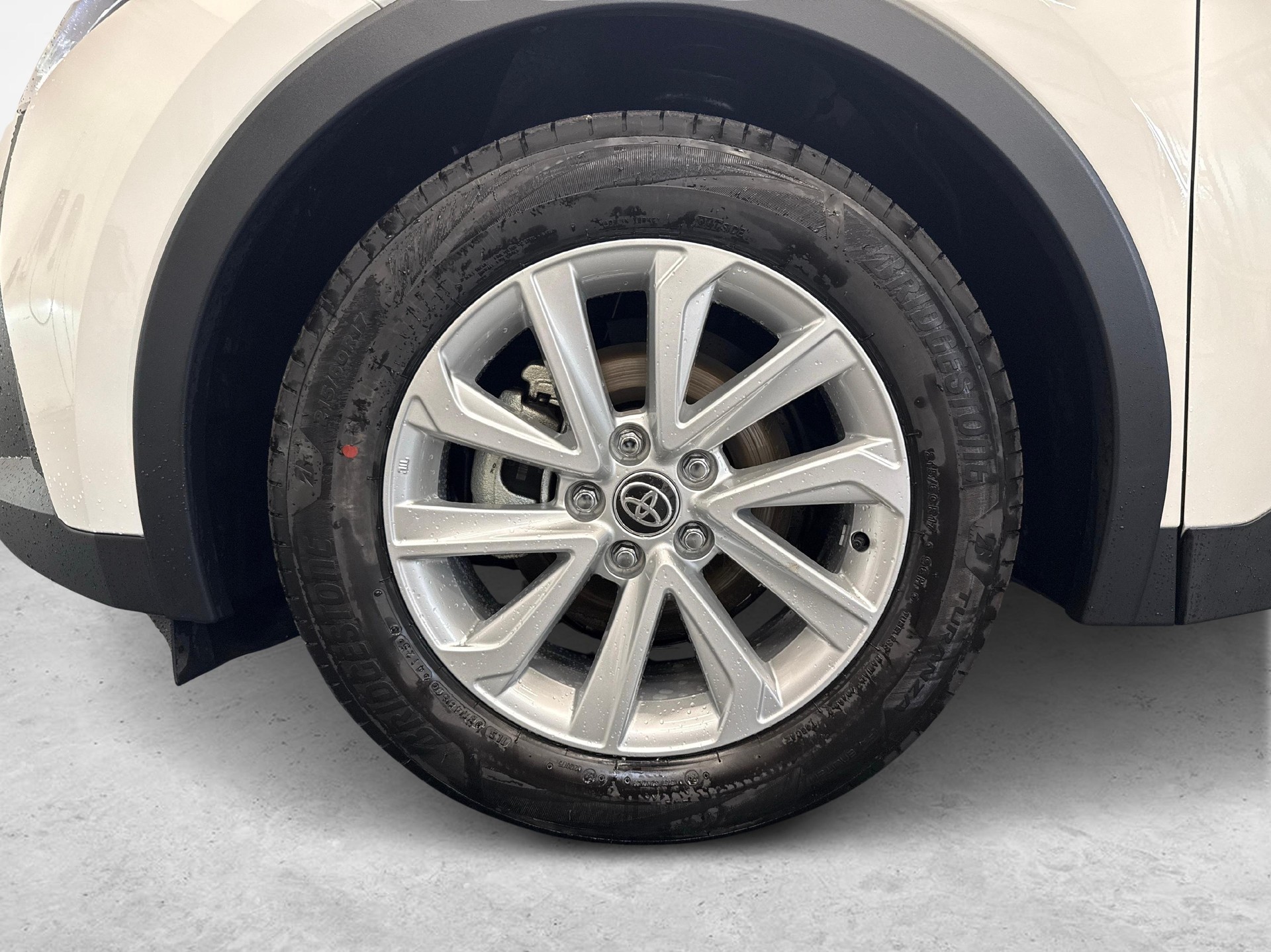 TOYOTA C-HR 1.8 HEV Comfort-image-8