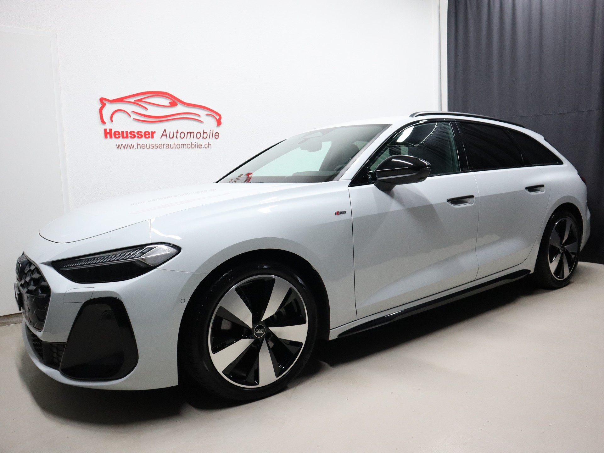 AUDI A5 Avant 2.0 TFSI S tronic S Line Edition - Navi - MMI Beifahrerdisplay - Matrix LED - Keyless - 360° Kamera - 204 PS-image-1