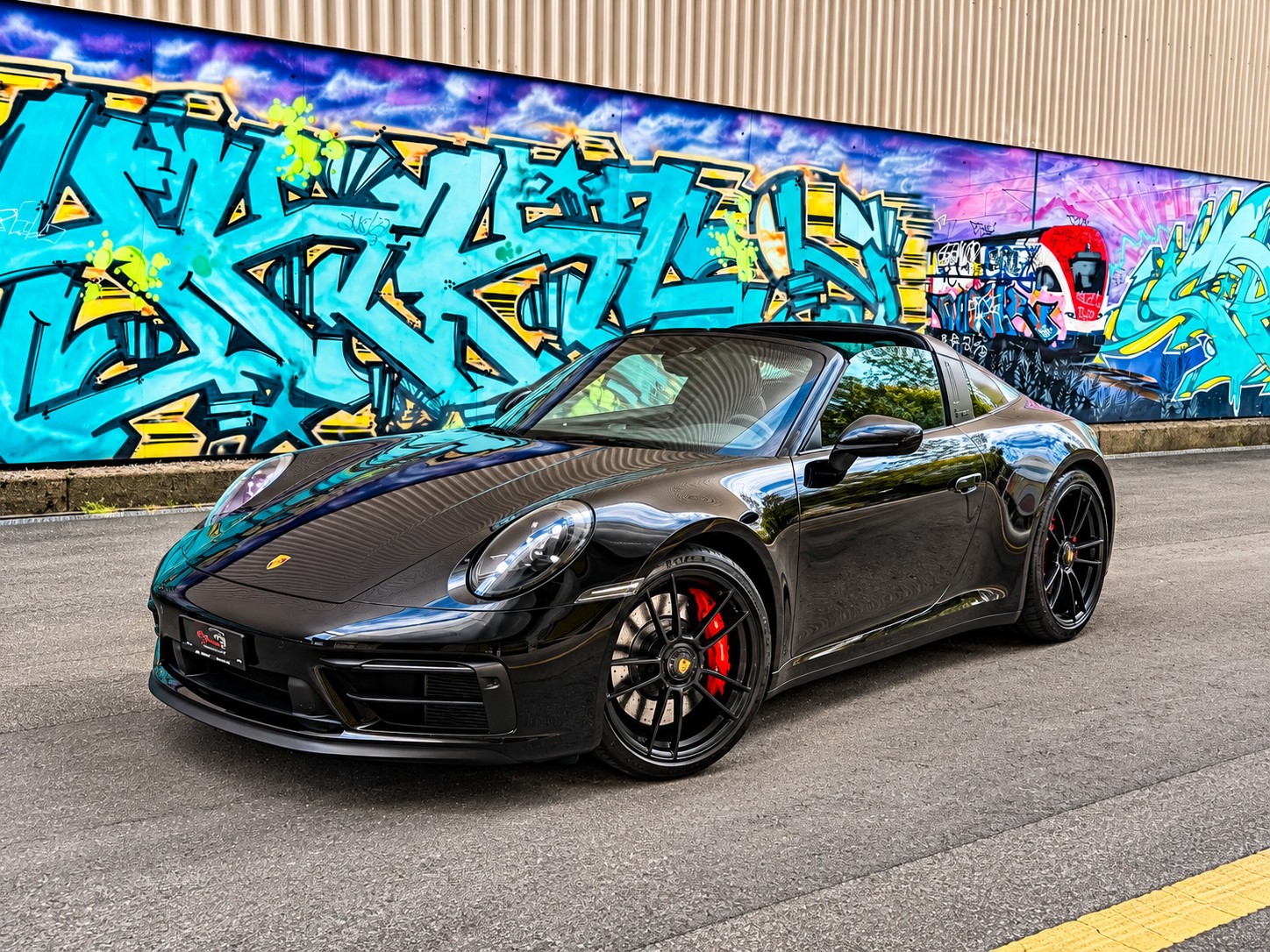 PORSCHE 911 Targa 4 GTS-image-0